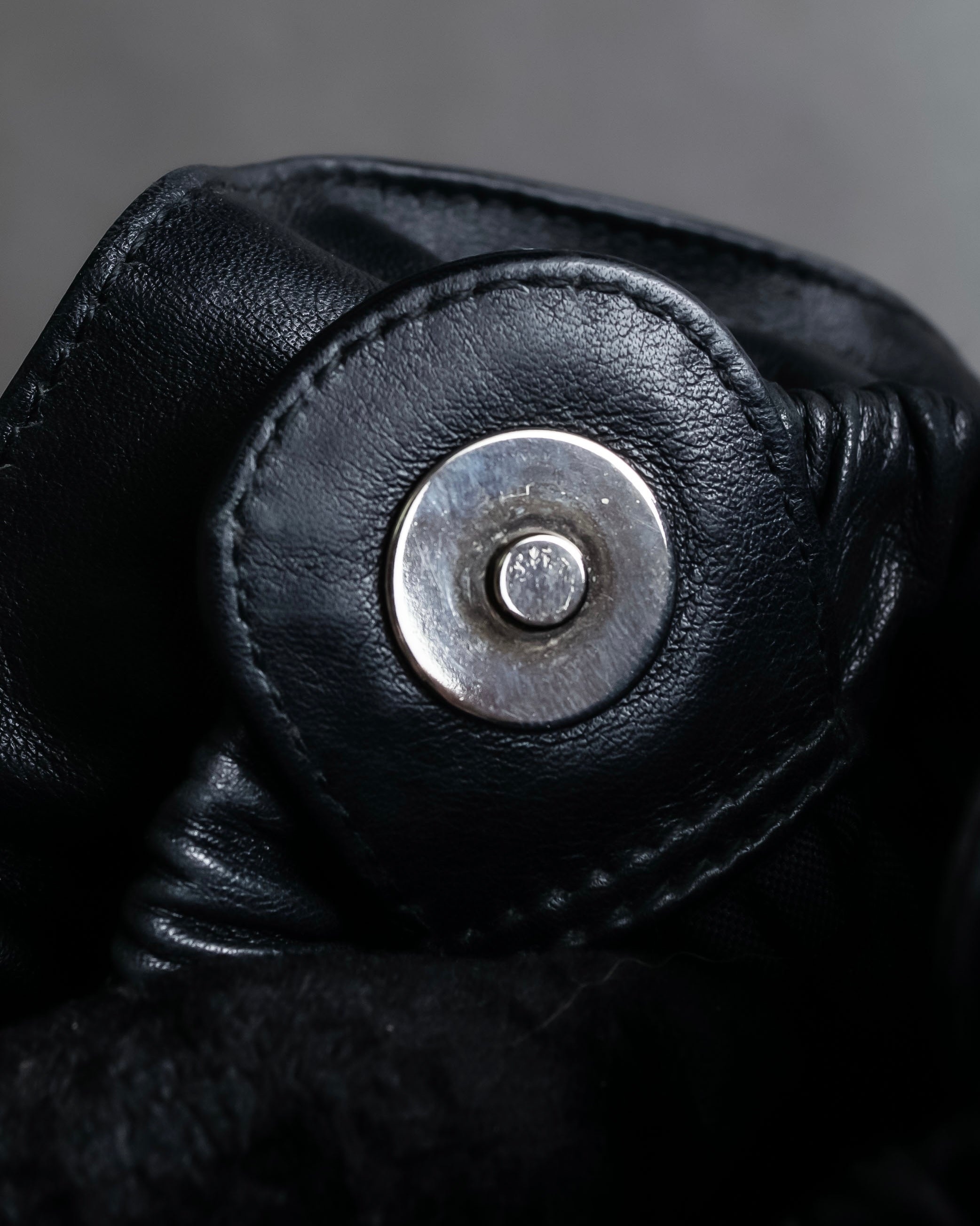 "Christian Dior" Maris Pearl series gathered design leather bag