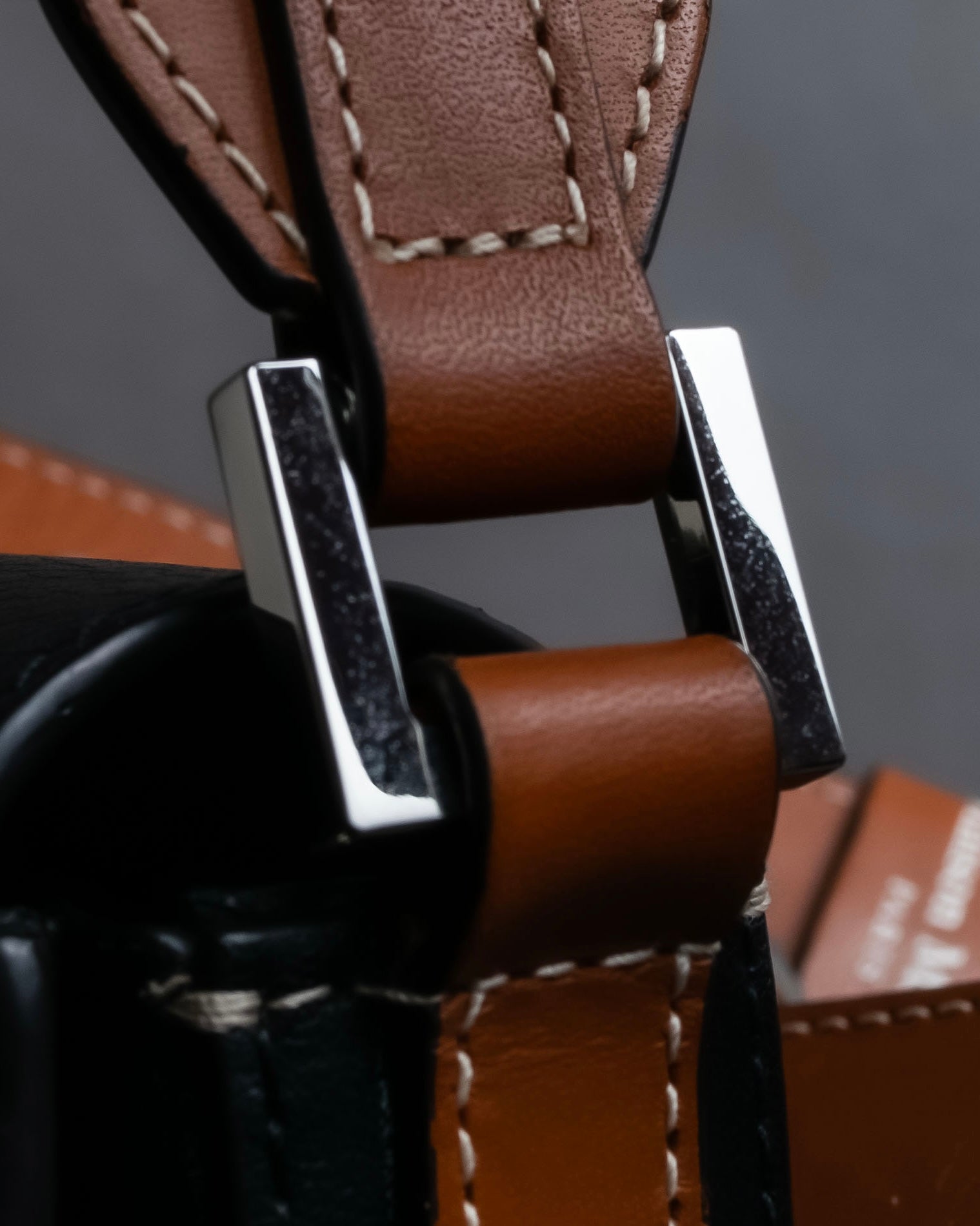 "MAISON MARGIELA" 24SS Memories of camera bag