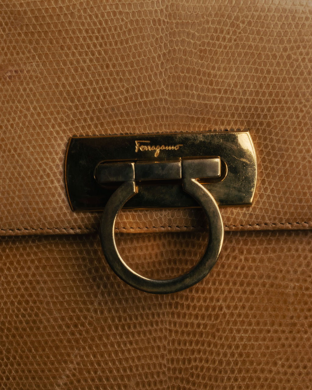 -SPECIAL- “Salvatore Ferragamo” 90’s lizard leather gancini 2way flap bag