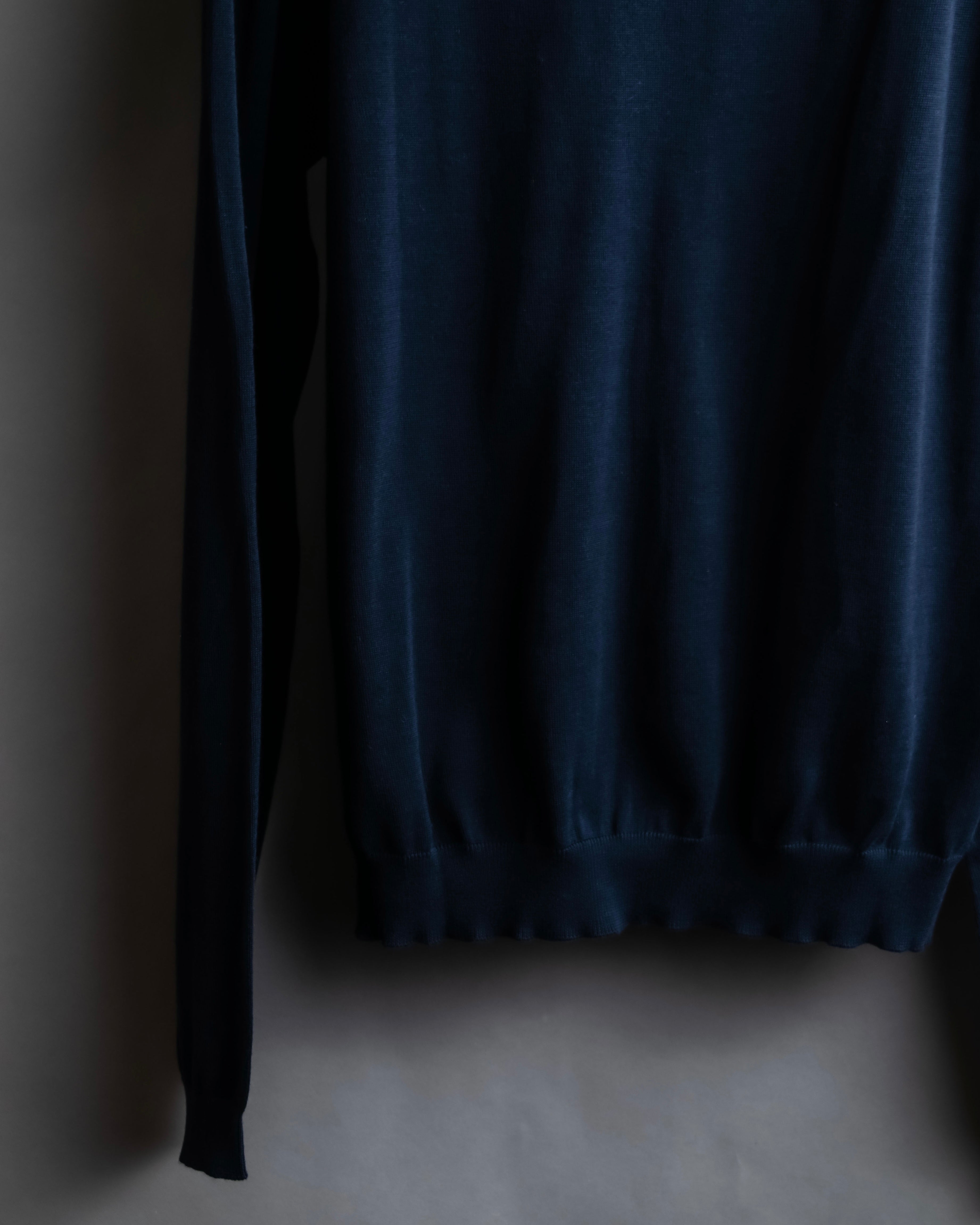 "PRADA" Raglan sleeves cotton navy color knit