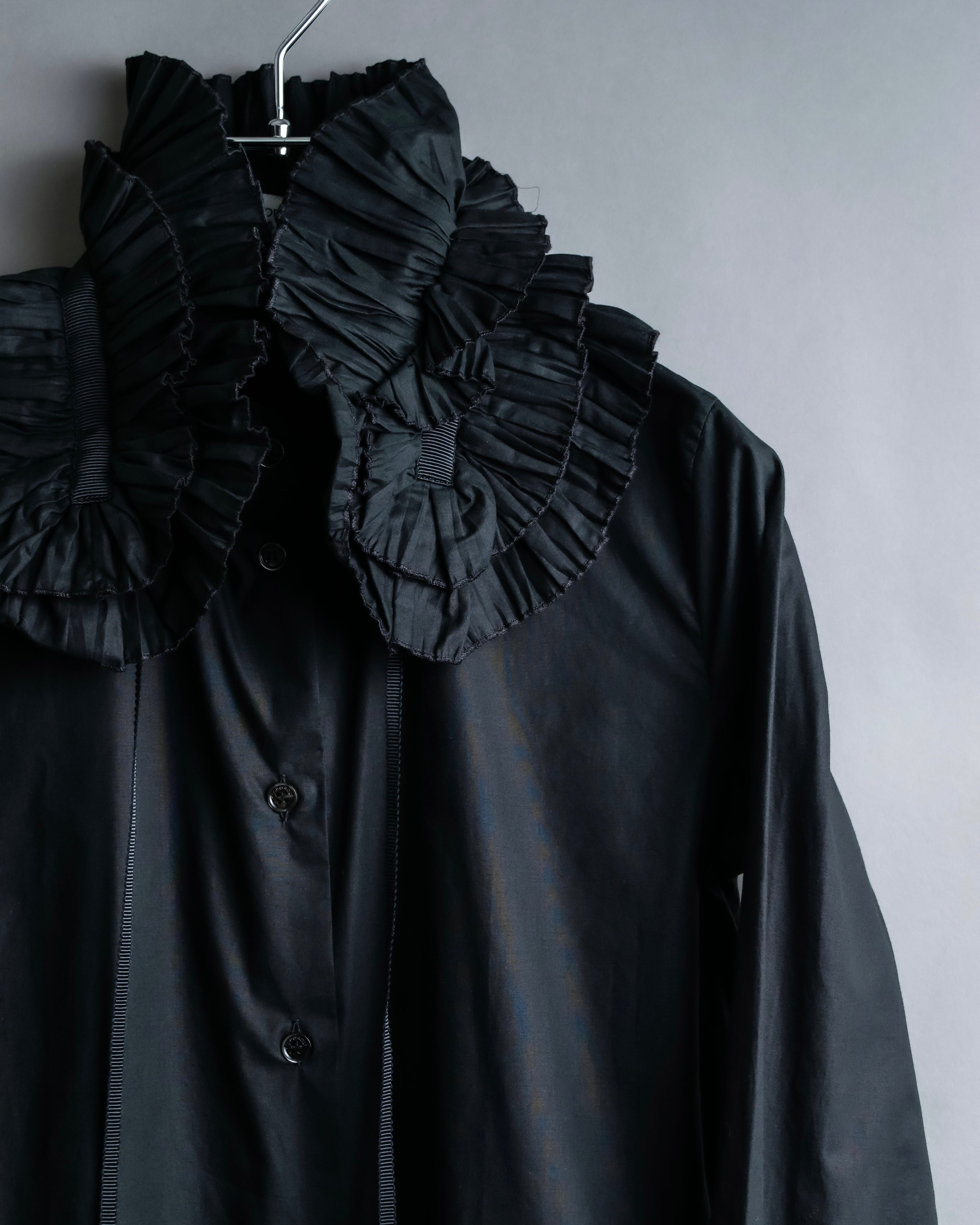 "VIKTOR&ROLF" Special oversized frill dress shirt