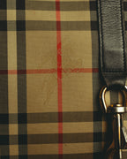“Burberrys” 80’s-90’s Shadow horse check saddle shoulder bag