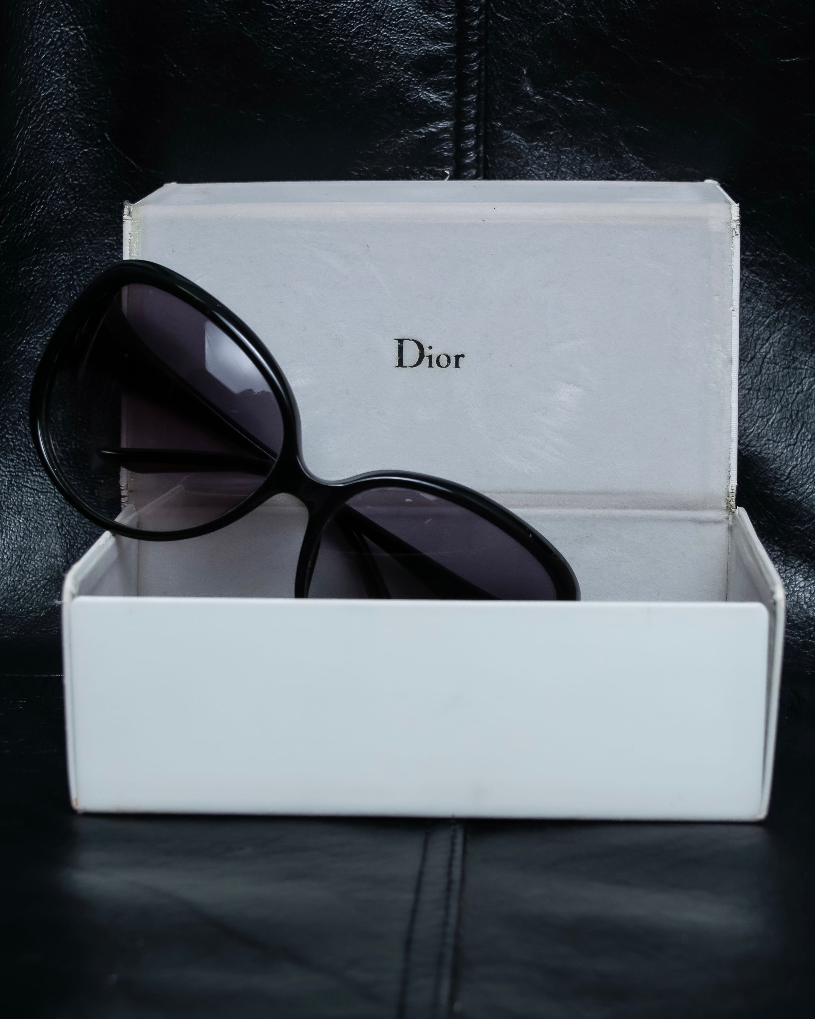 “Dior” Butterfly flame curved surface sunglasses