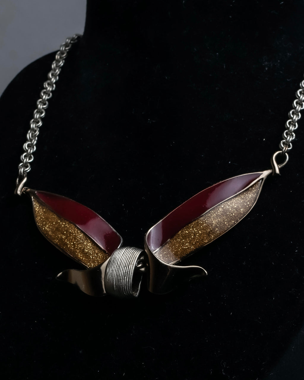 "BALENCIAGA" Gold glitter leaf motif necklace