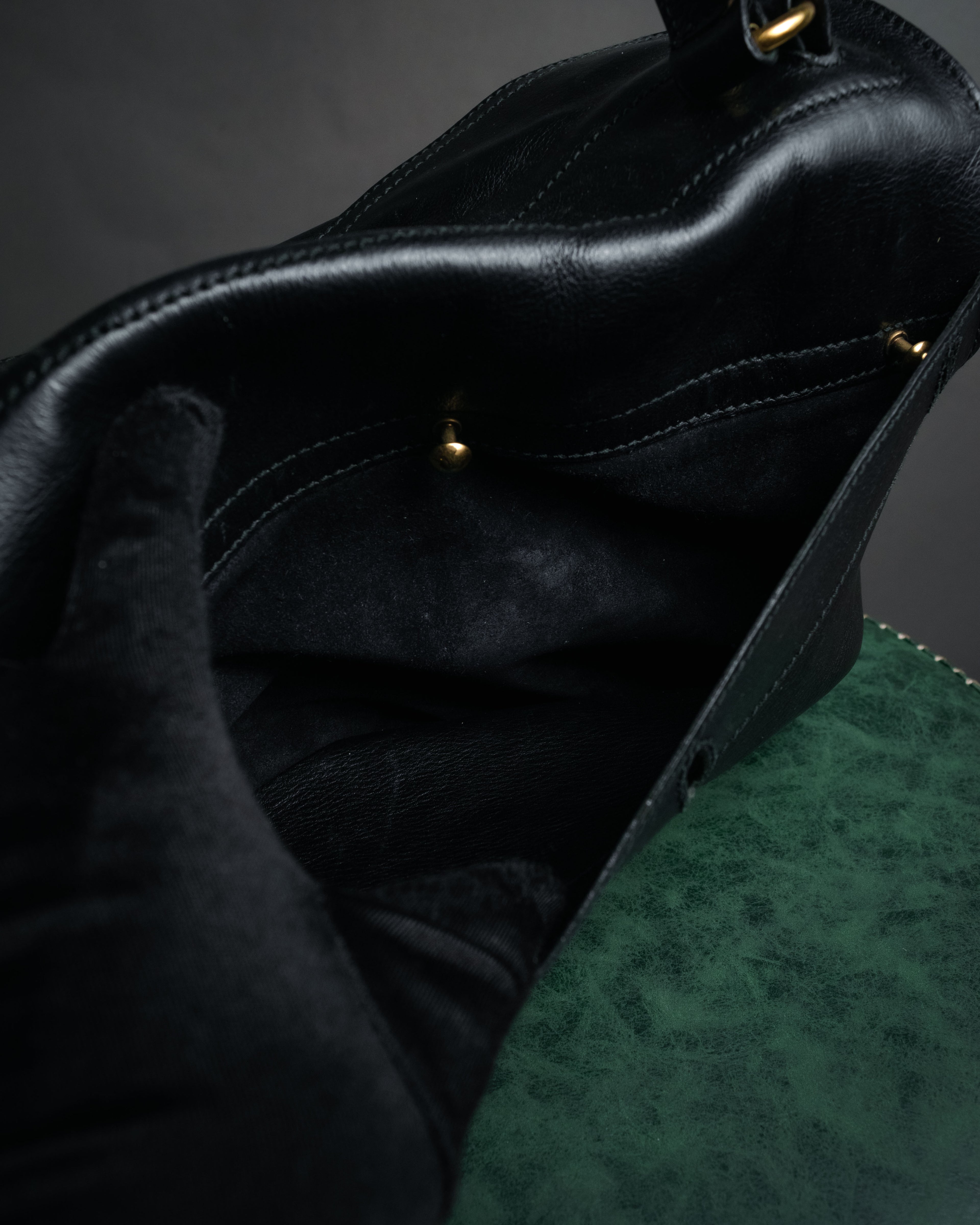 –SPECIAL– “Yves Saint Laurent rive gauche” 08-12 Structured leather muse two bag