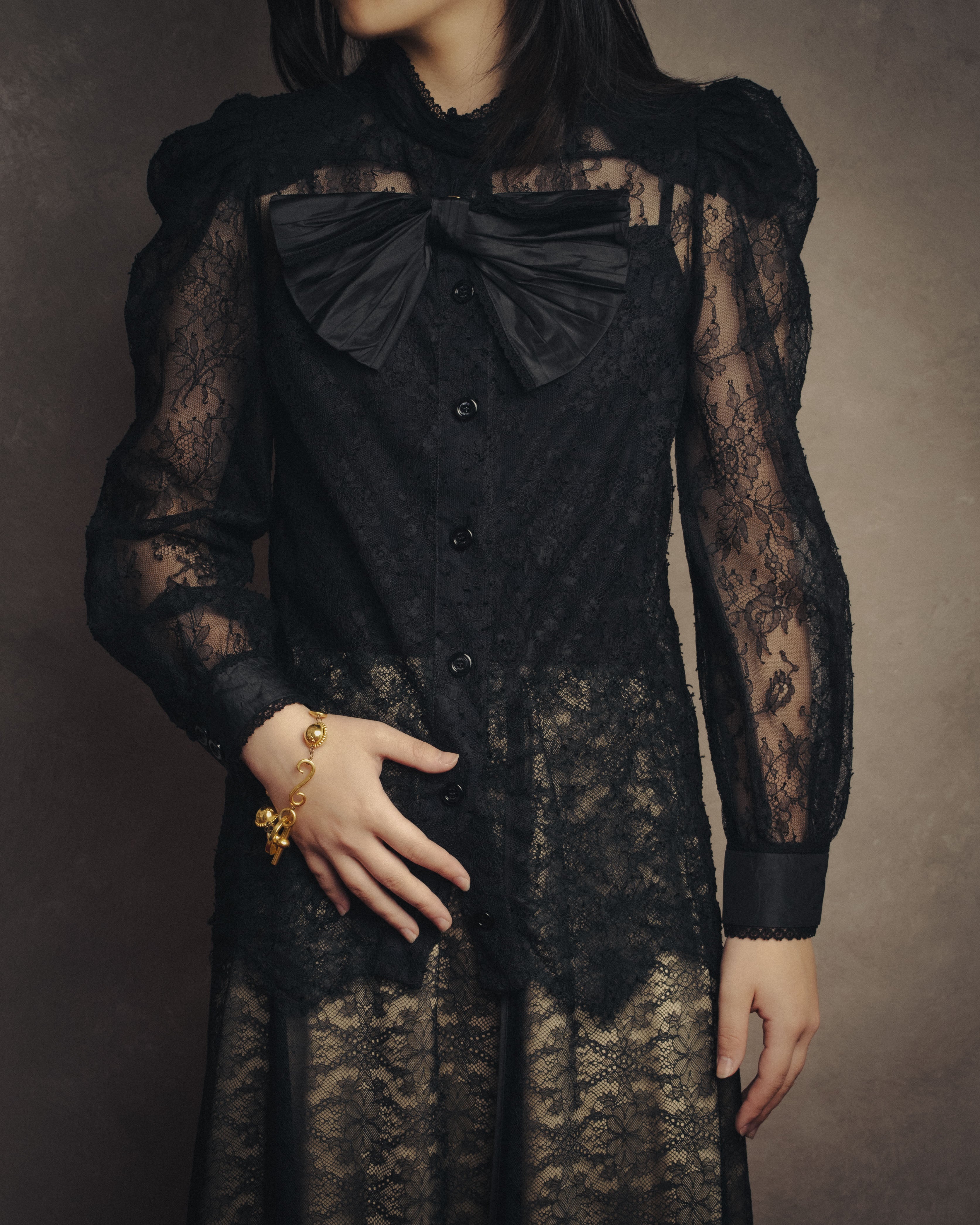 -SPECIAL- “GUCCI“ 2017-18 Fall winter lace bow blouse