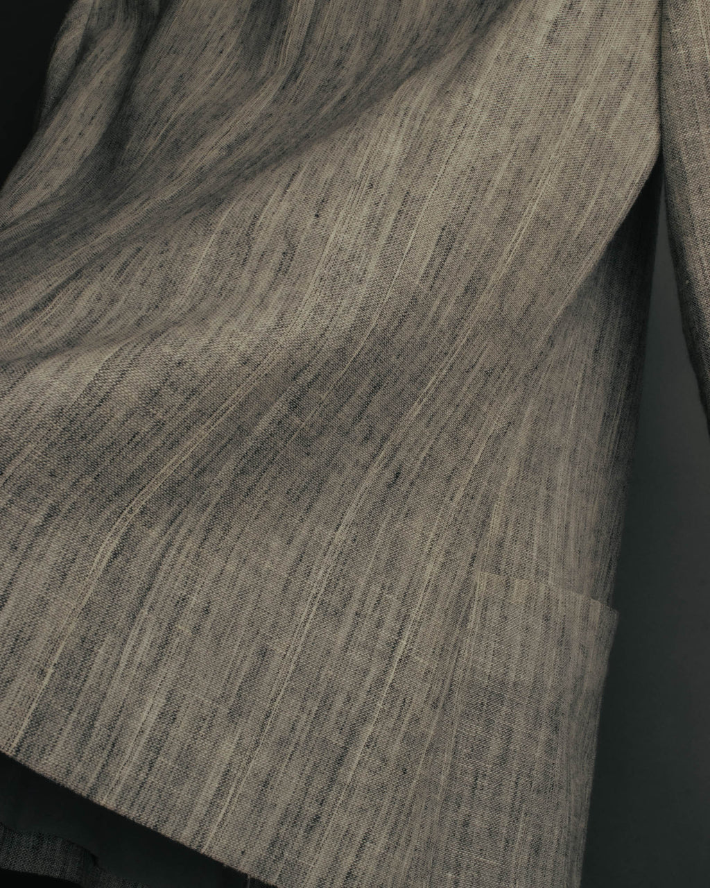 “Salvatore Ferragamo” 90’s-00’s Linen blend tailored jacket