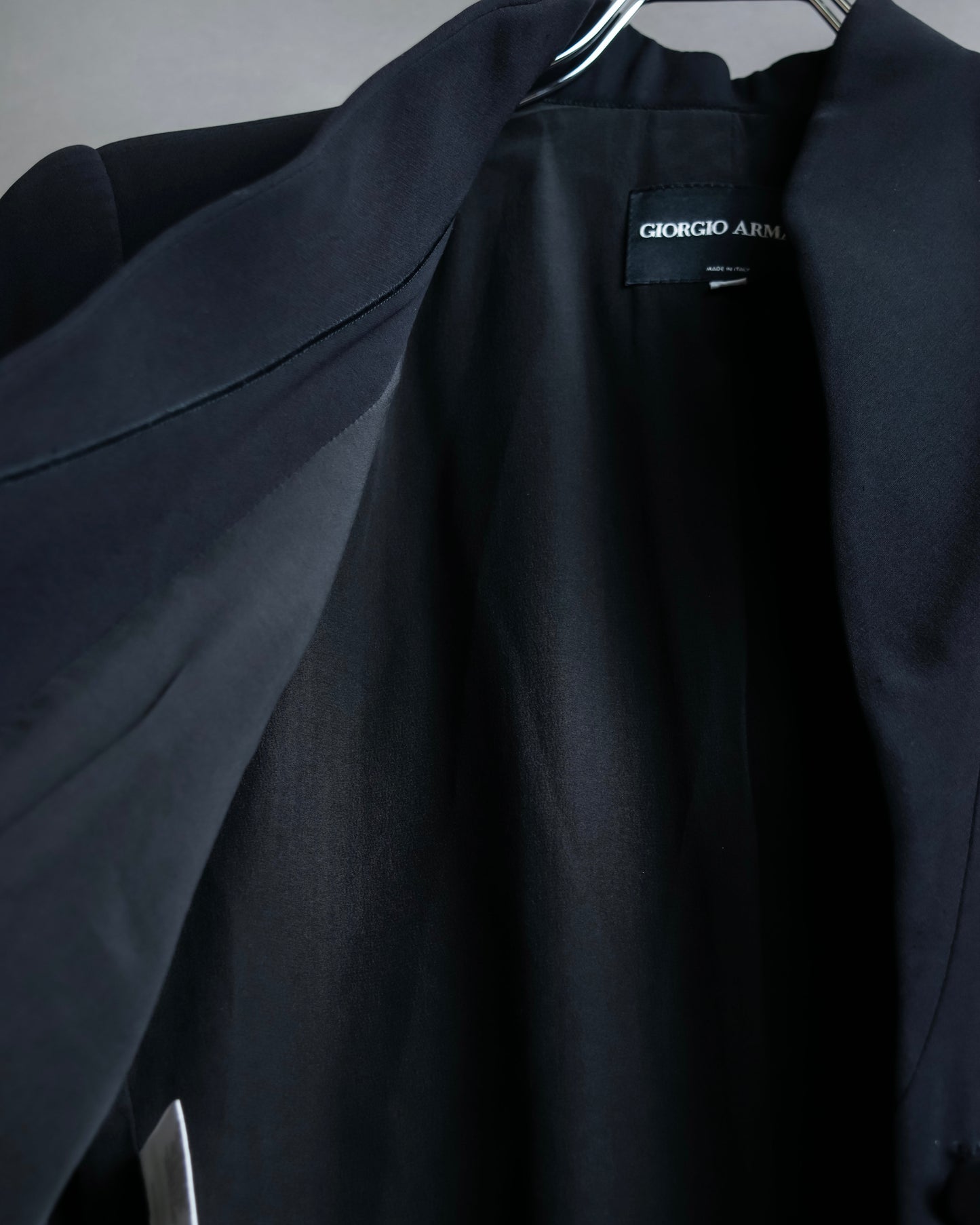 "GIORGIO ARMANI" 100% silk shawl collar shaped tailored jacket