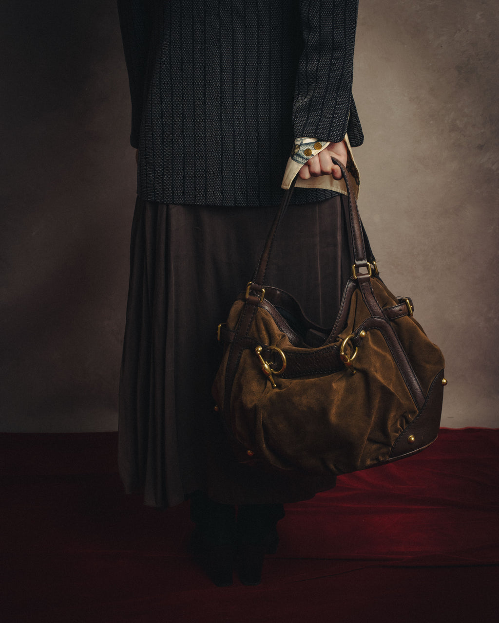 -SPECIAL- “GUCCI” 2005-2008 suede toggle shoulder bag