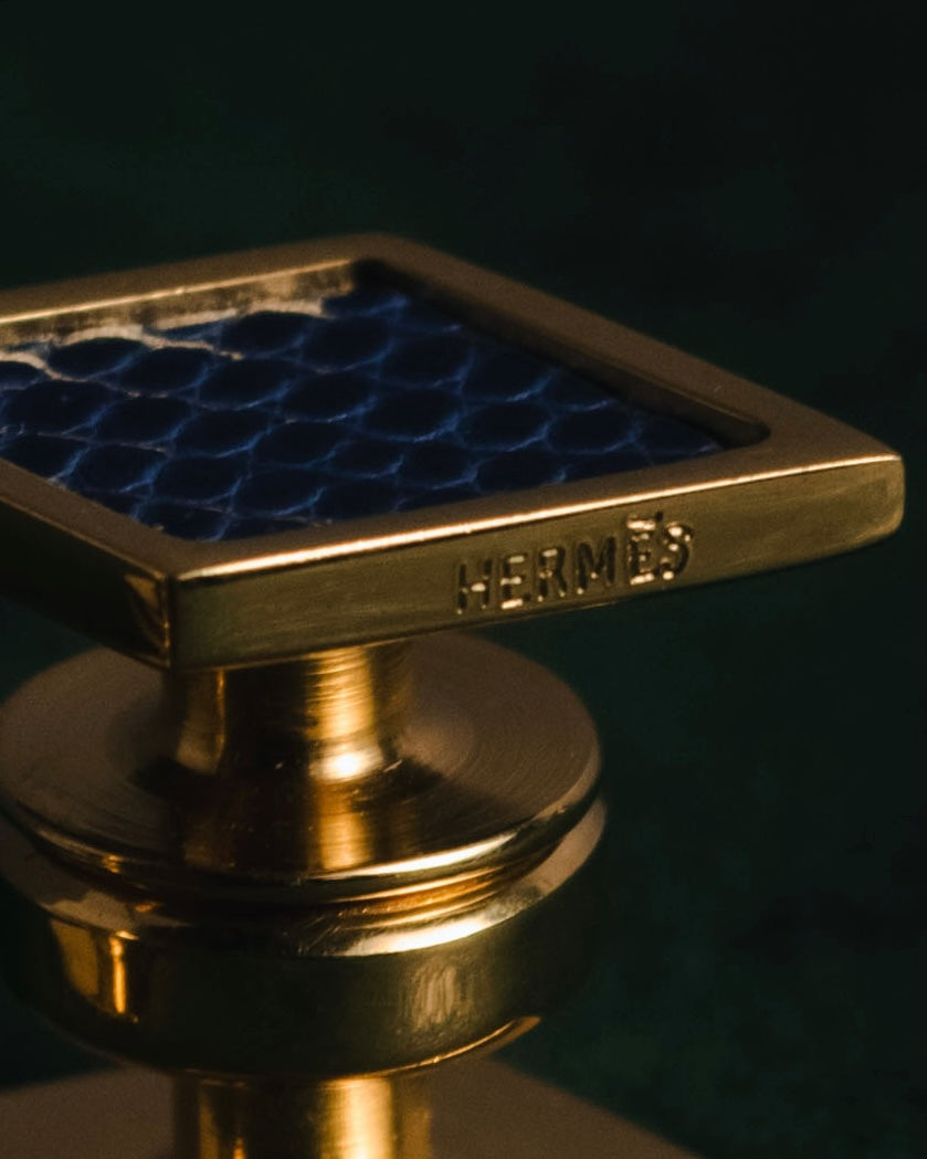 "HERMES" 90’s-00’s diamond inlay lizard cufflinks