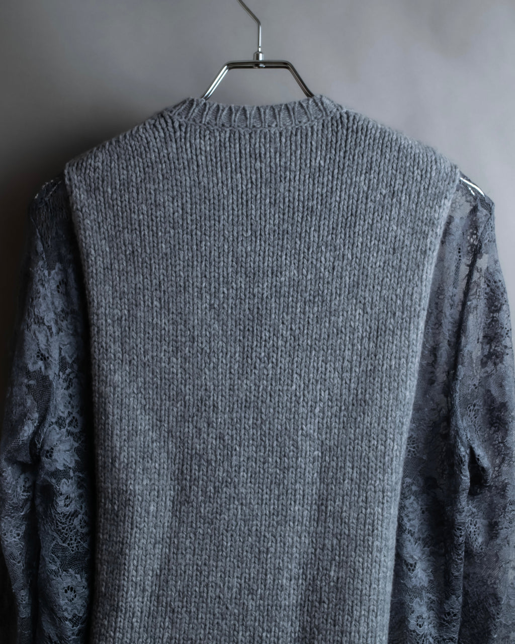 "VALENTINO" Floral lace cable knit docking design pullover