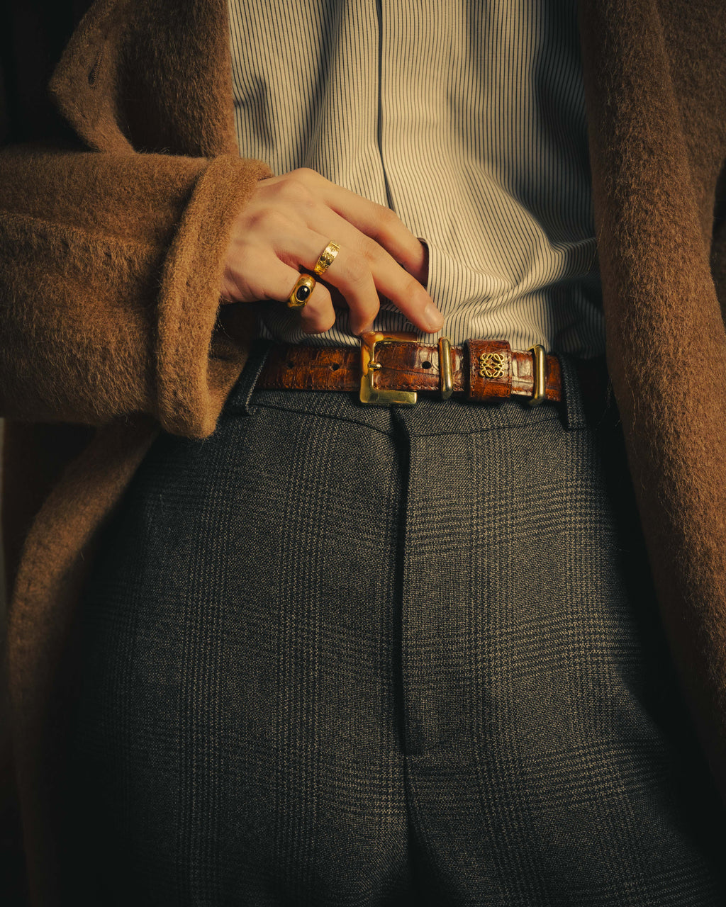 -SPECIAL- “LOEWE” 80’s-90’s Crocodile pattern anagram leather belt