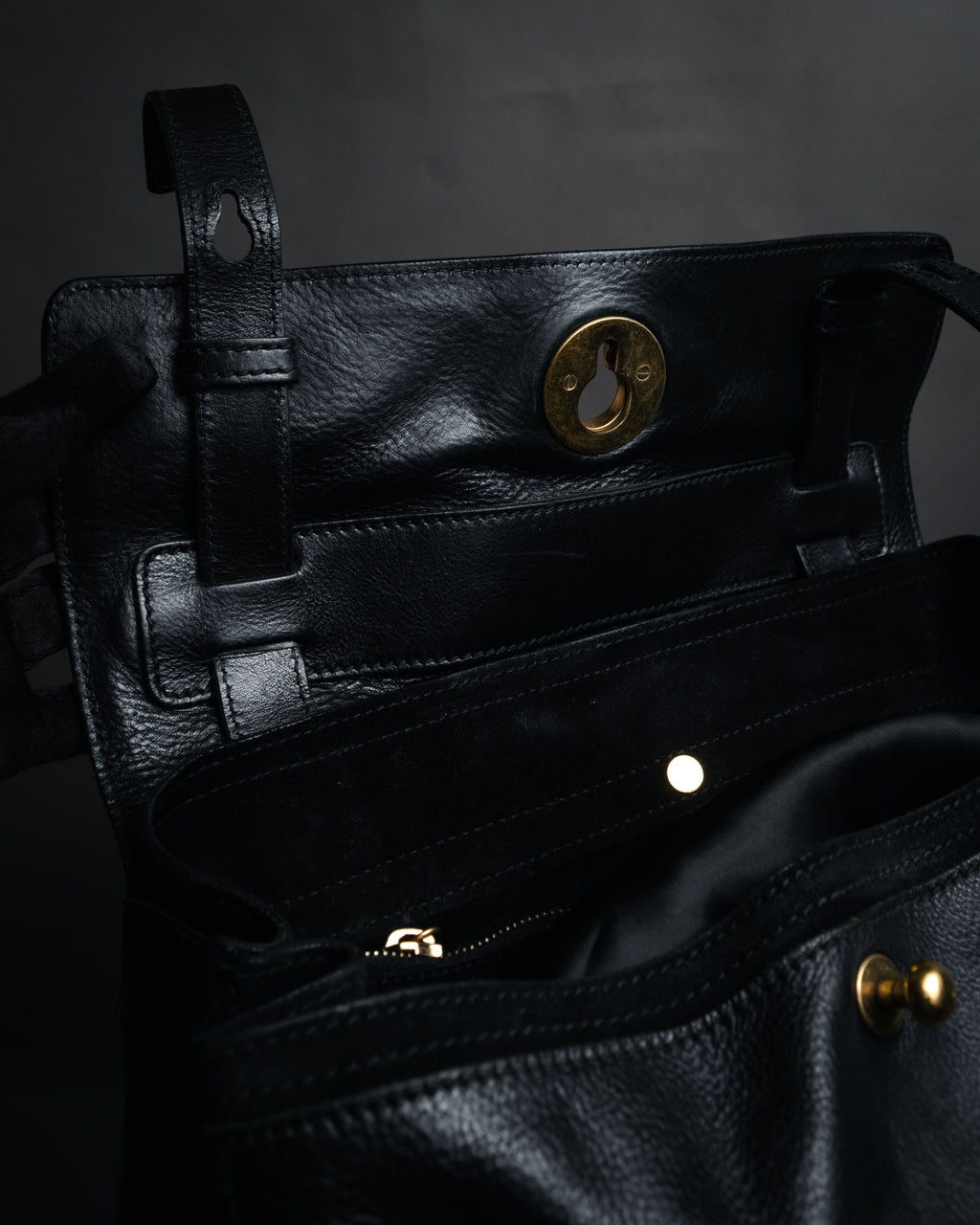 –SPECIAL– “Yves Saint Laurent rive gauche” 08-12 Structured leather muse two bag