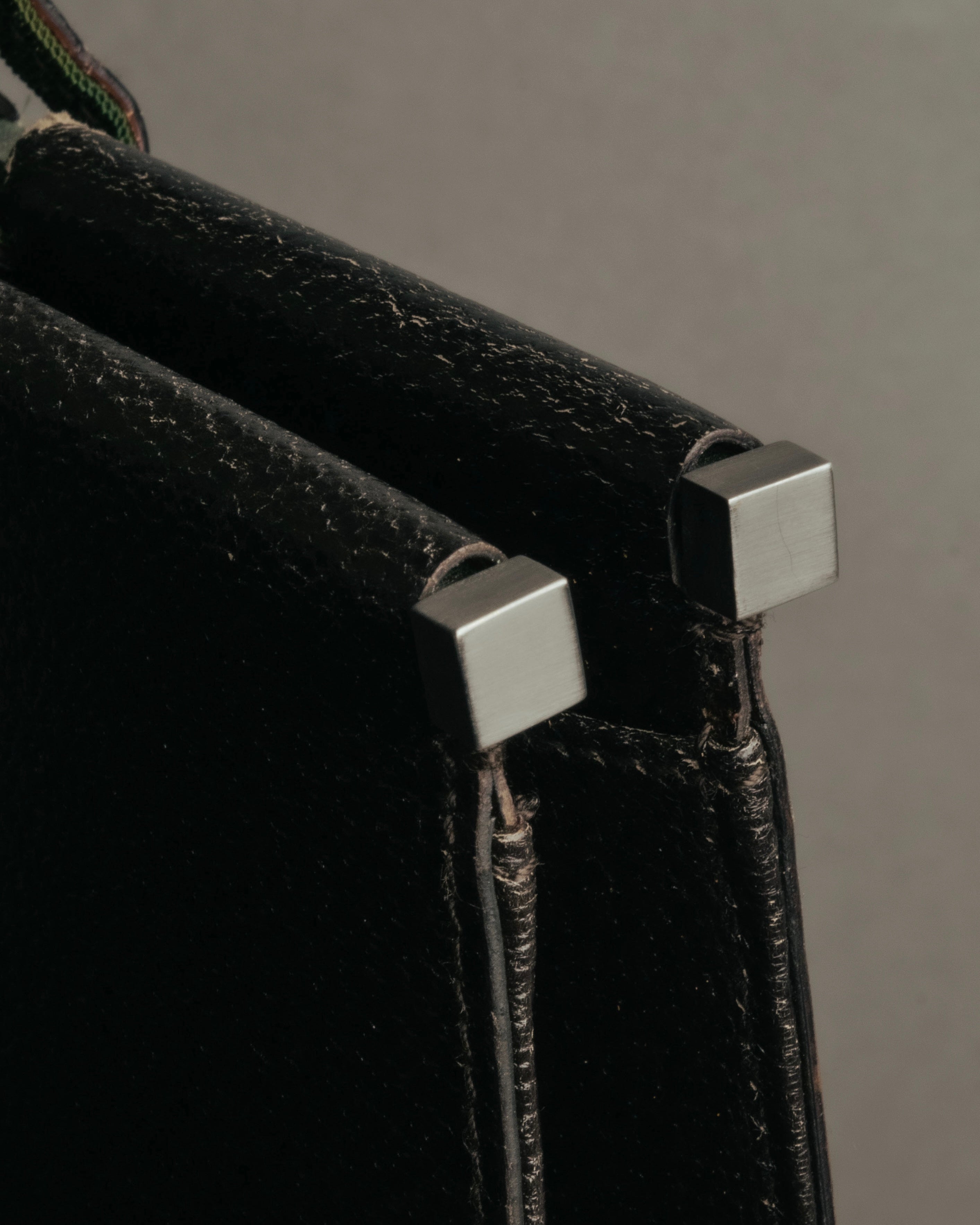 “GUCCI” 90’s structured box leather handbag