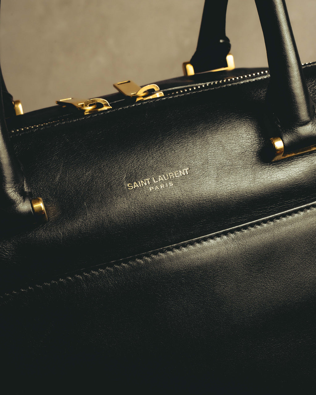 -SPECIAL- “Saint Laurent” 2012-2016 Classic Duffle 12 smooth calfskin bag