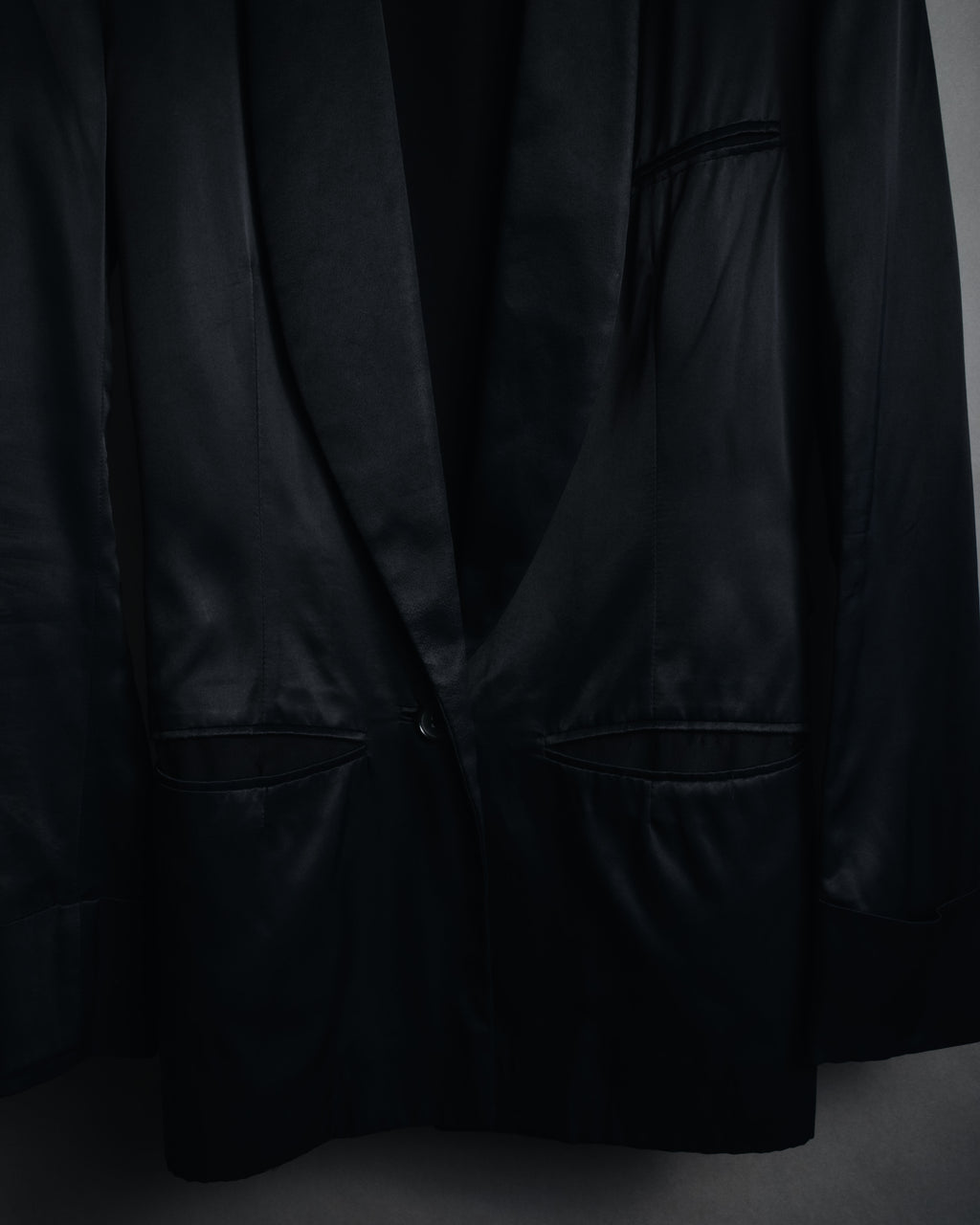 "BALENCIAGA.PARIS" 2008-2009 Sculptural satin shawl collar tuxedo jacket