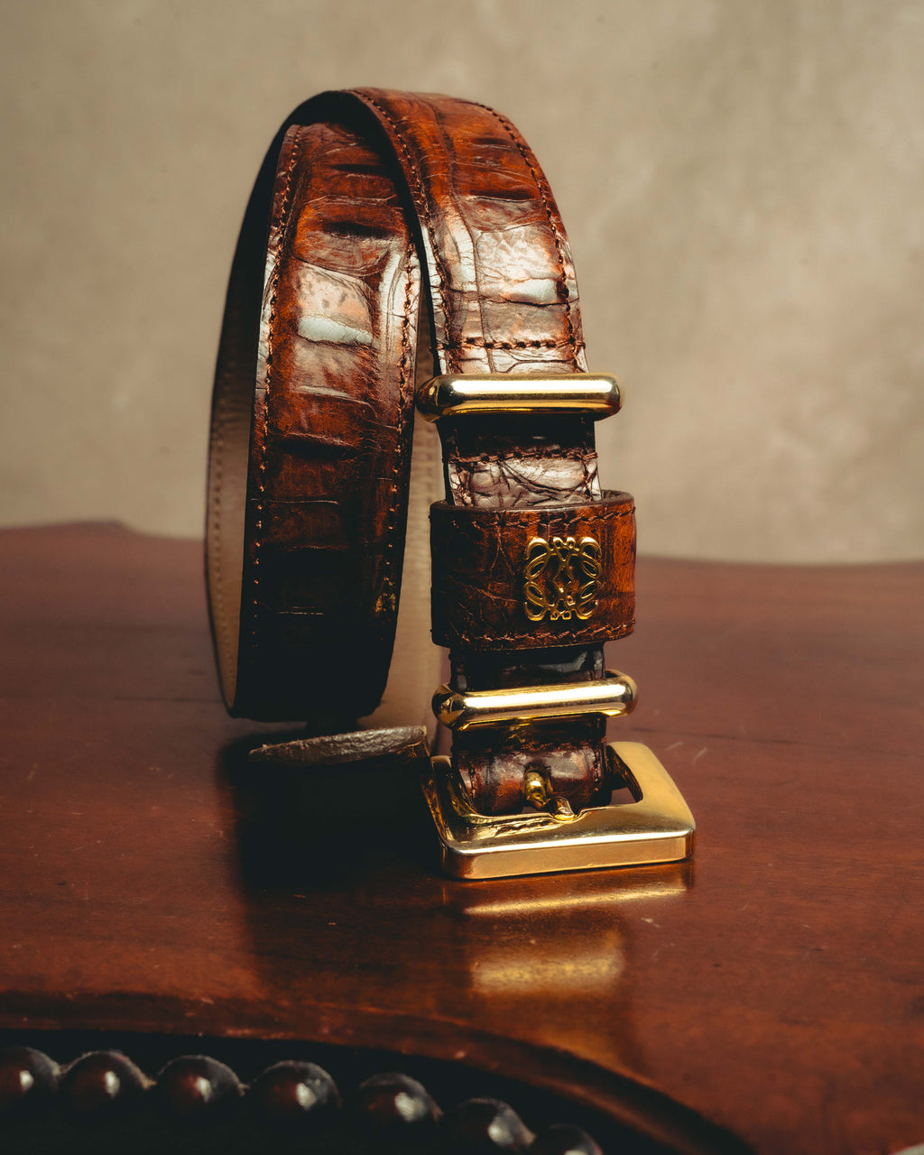 -SPECIAL- “LOEWE” 80’s-90’s Crocodile pattern anagram leather belt