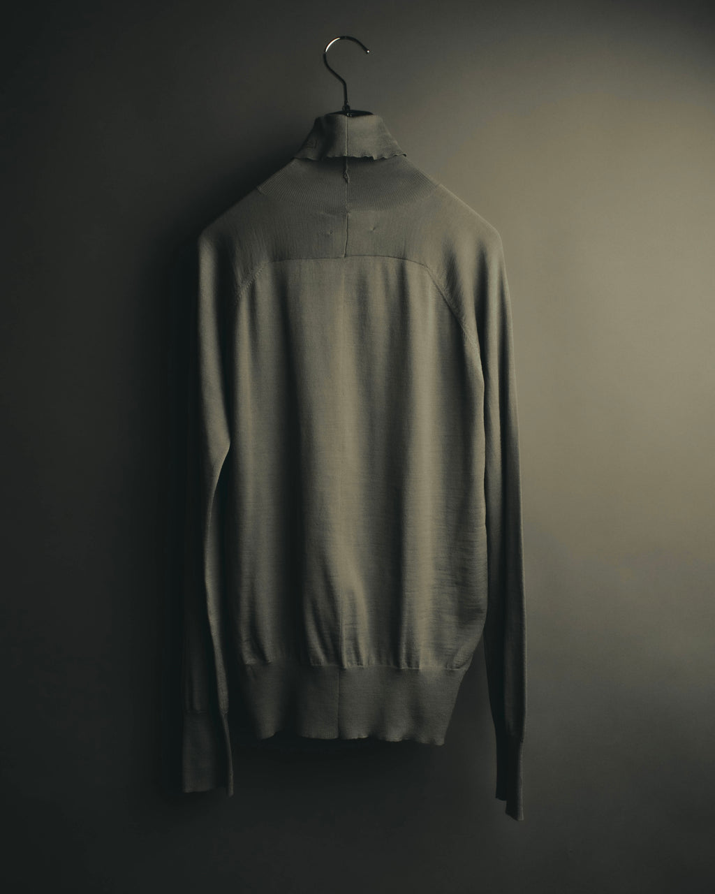 "Theatre PRODUCTS" 00's-10's Silk wool turtleneck knit sweater