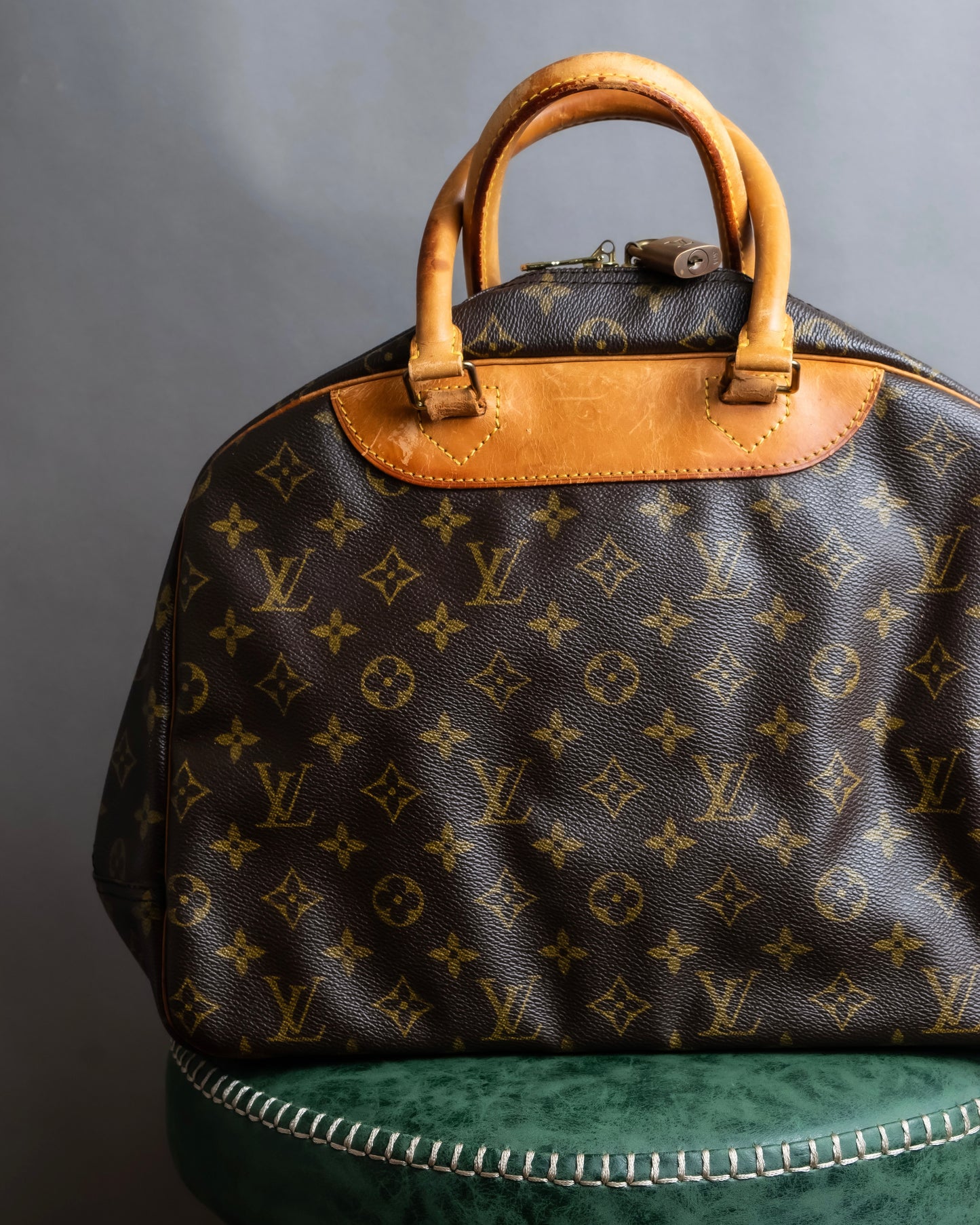 "LOUIS VUITTON" Deauville monogram pattern boston hand bag