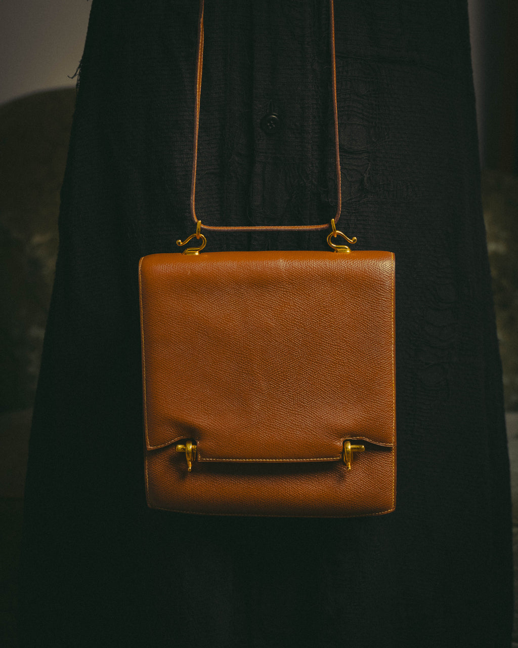 -SPECIAL- "Hermès" 80's Structured leather shoulder bag