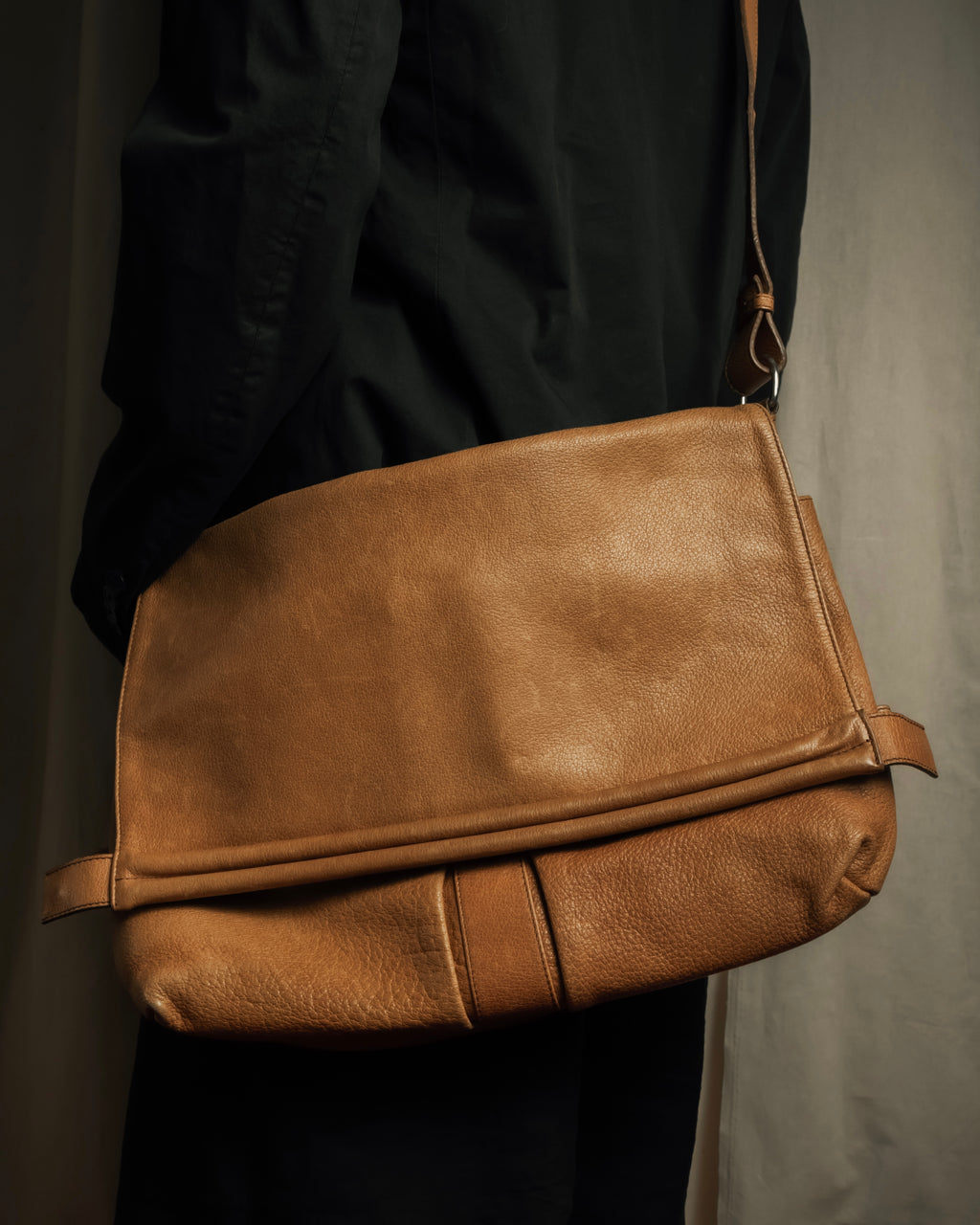 "MAISON MARGIELA" 12SS over flap design leather shoulder bag