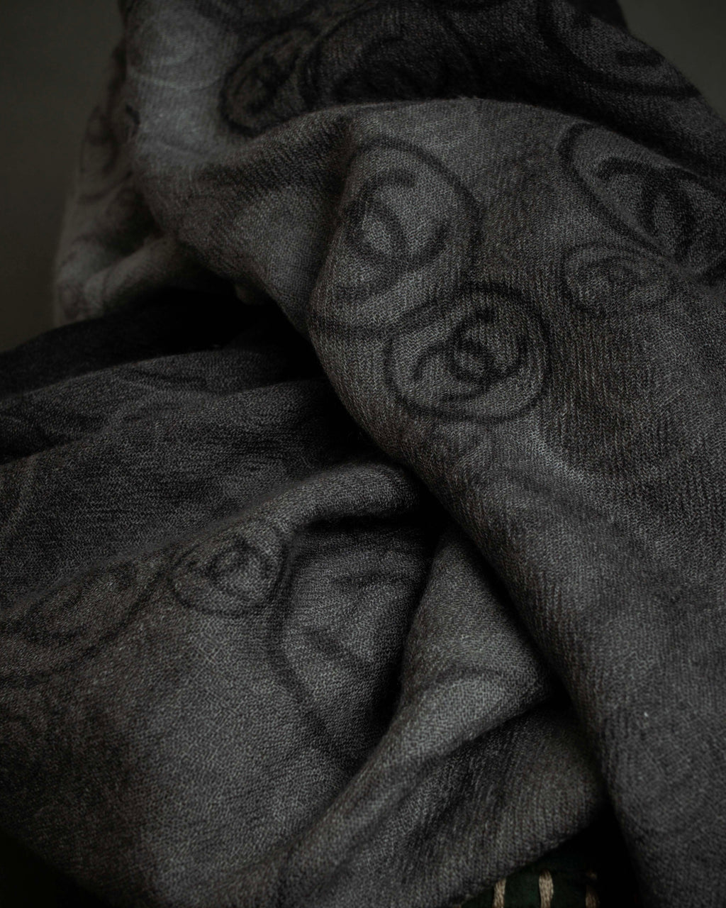 "CHANEL" Logo engraved design cashmere super large stole