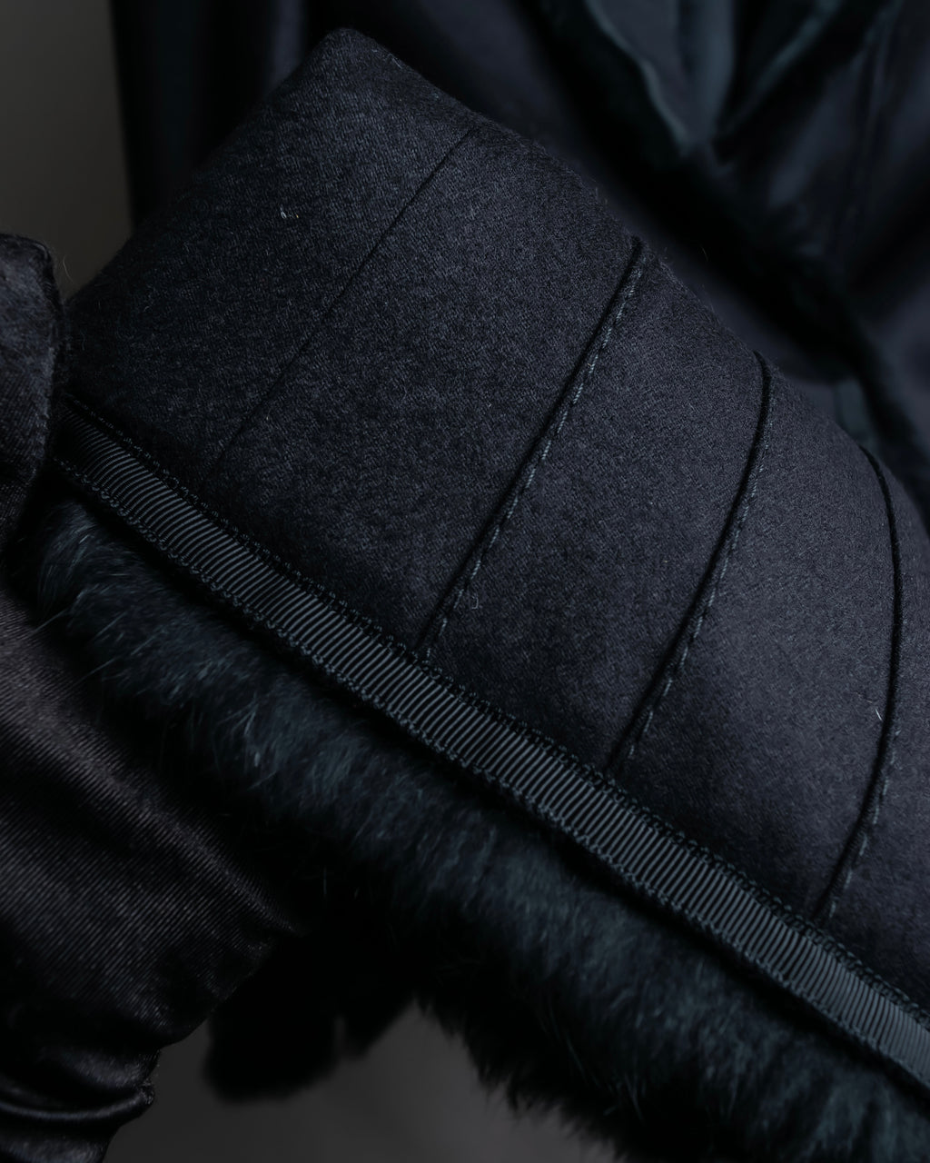 "Alexandar McQueen" Fur trimmed design shaped tailored jacket