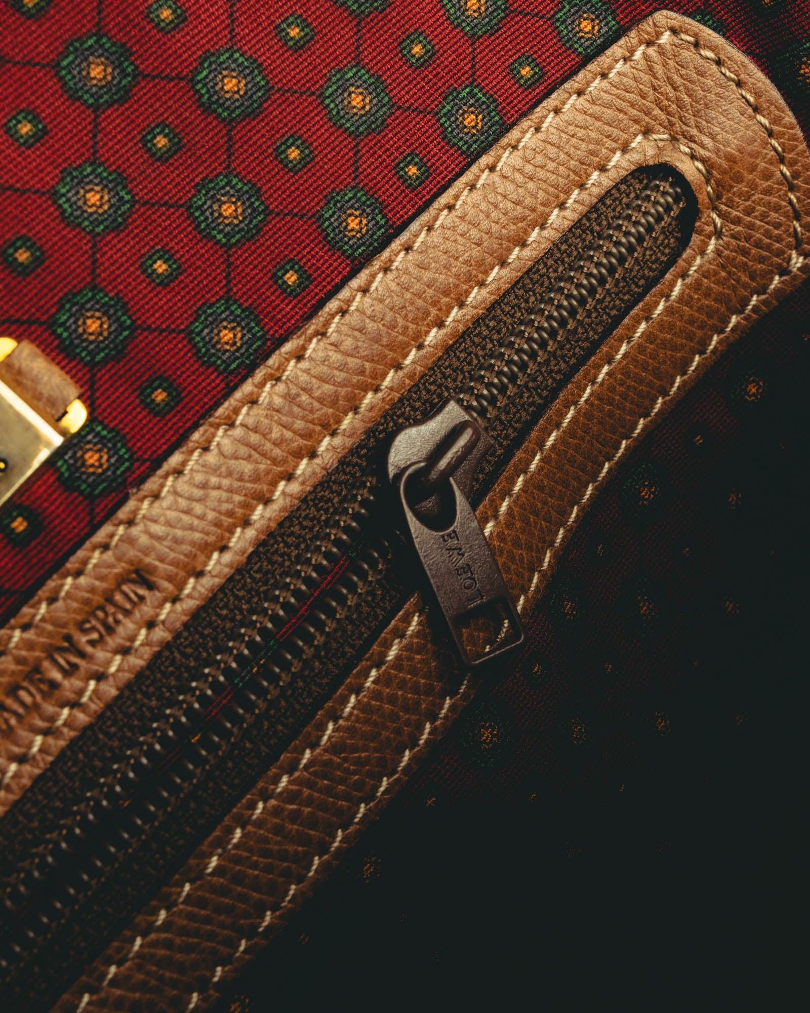 "LOEWE" 80s–00's logo embossed leather handbag