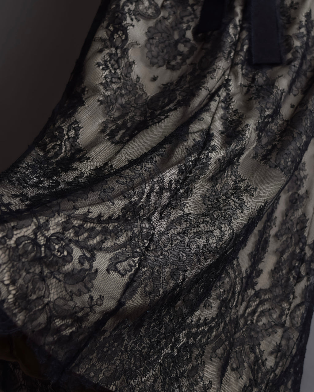 "VALENTINO" Lace layered ribbon design sleeveless dress