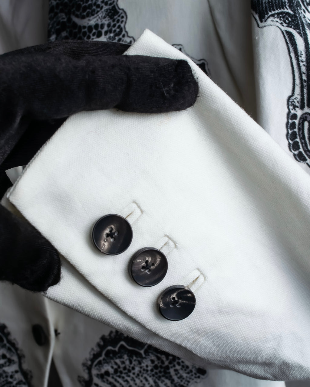 "HELMUT LANG" Seahorse motif design short jacket