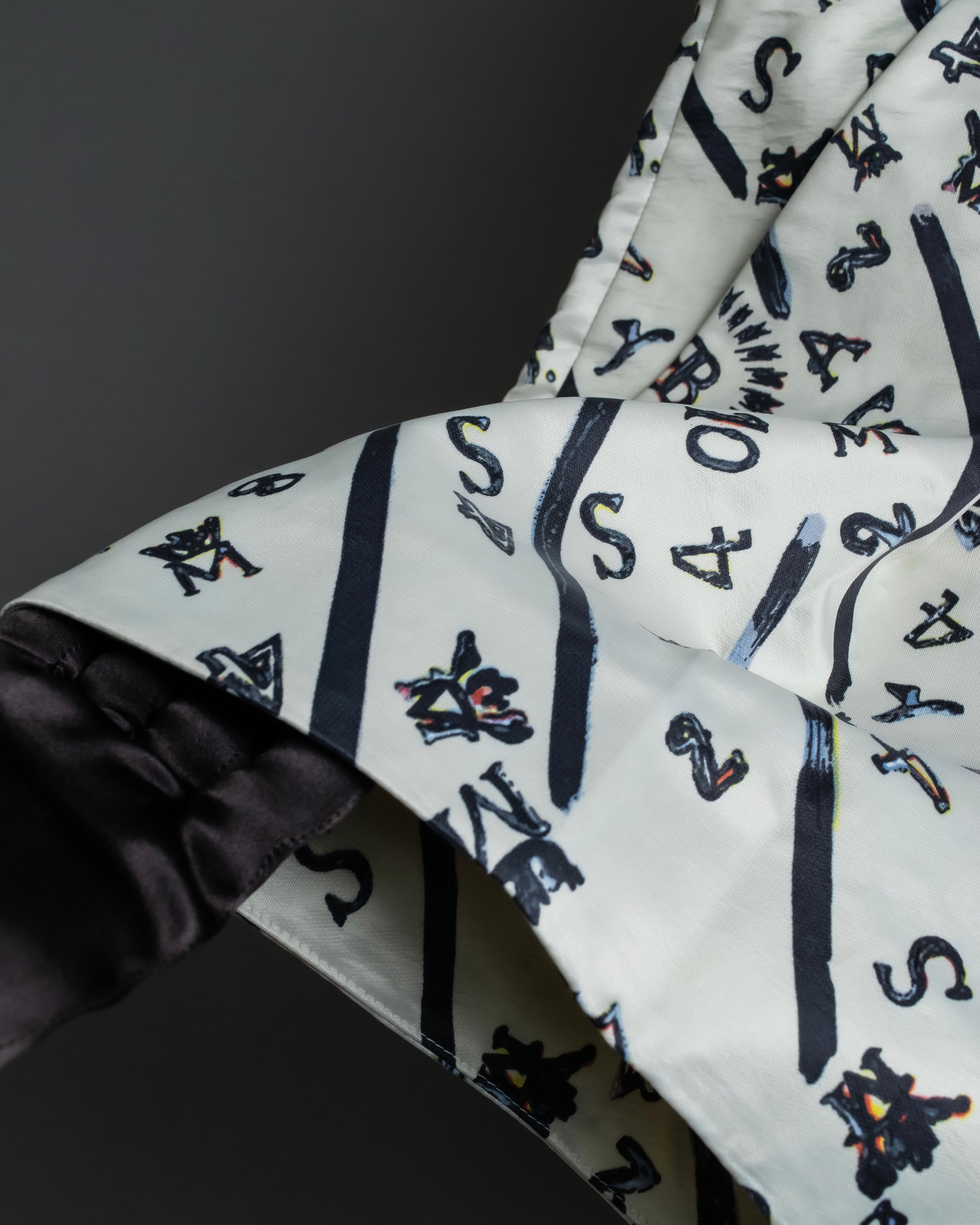 “BALENCIAGA” Number pattern designed shorts