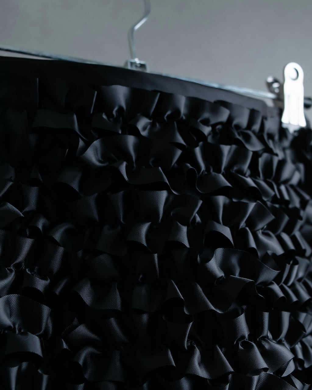 “tricot COMME des Garçons AD1999" Ribbon designed long skirt