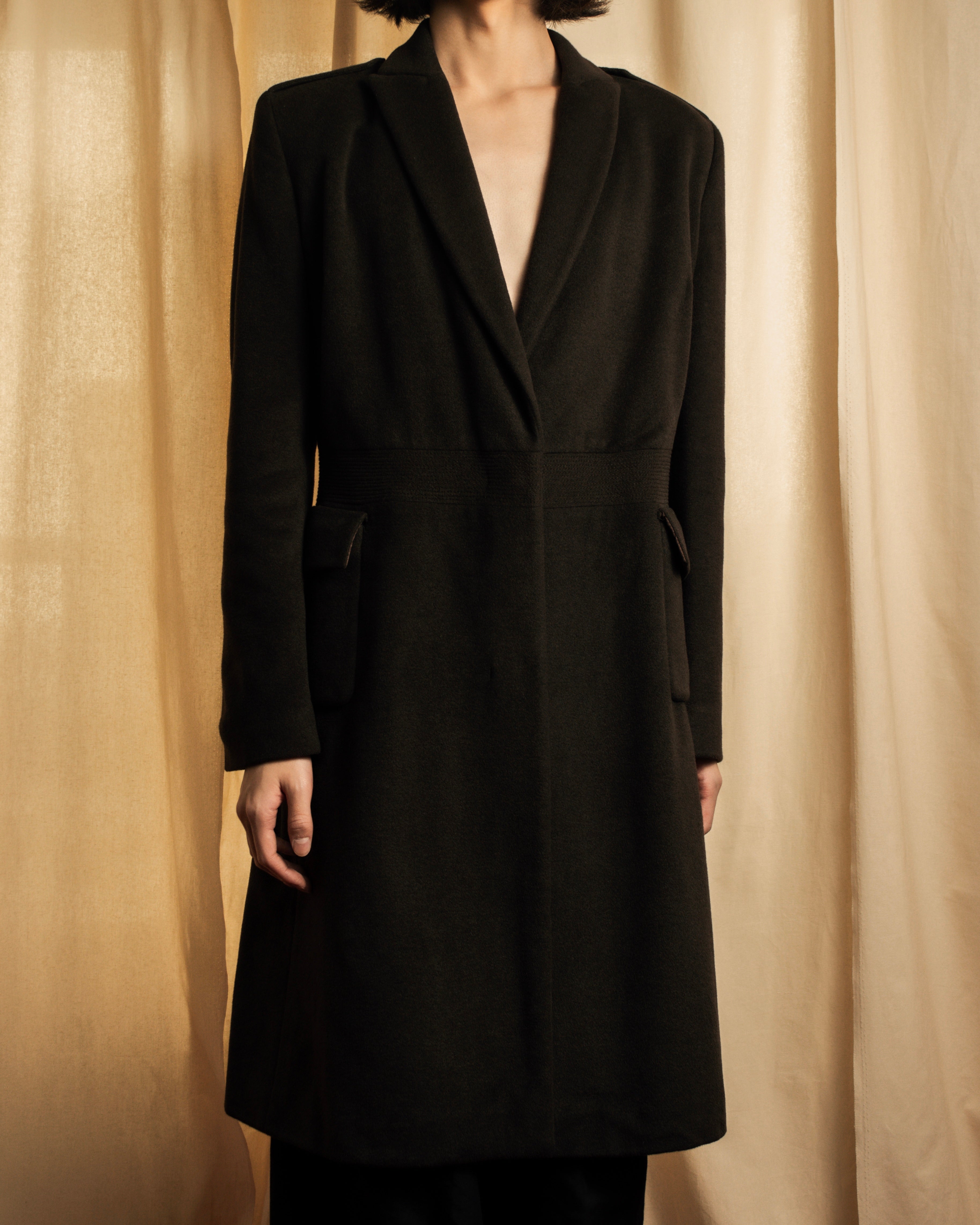 "VALENTINO" Shaped silhouette mocha brown chester coat