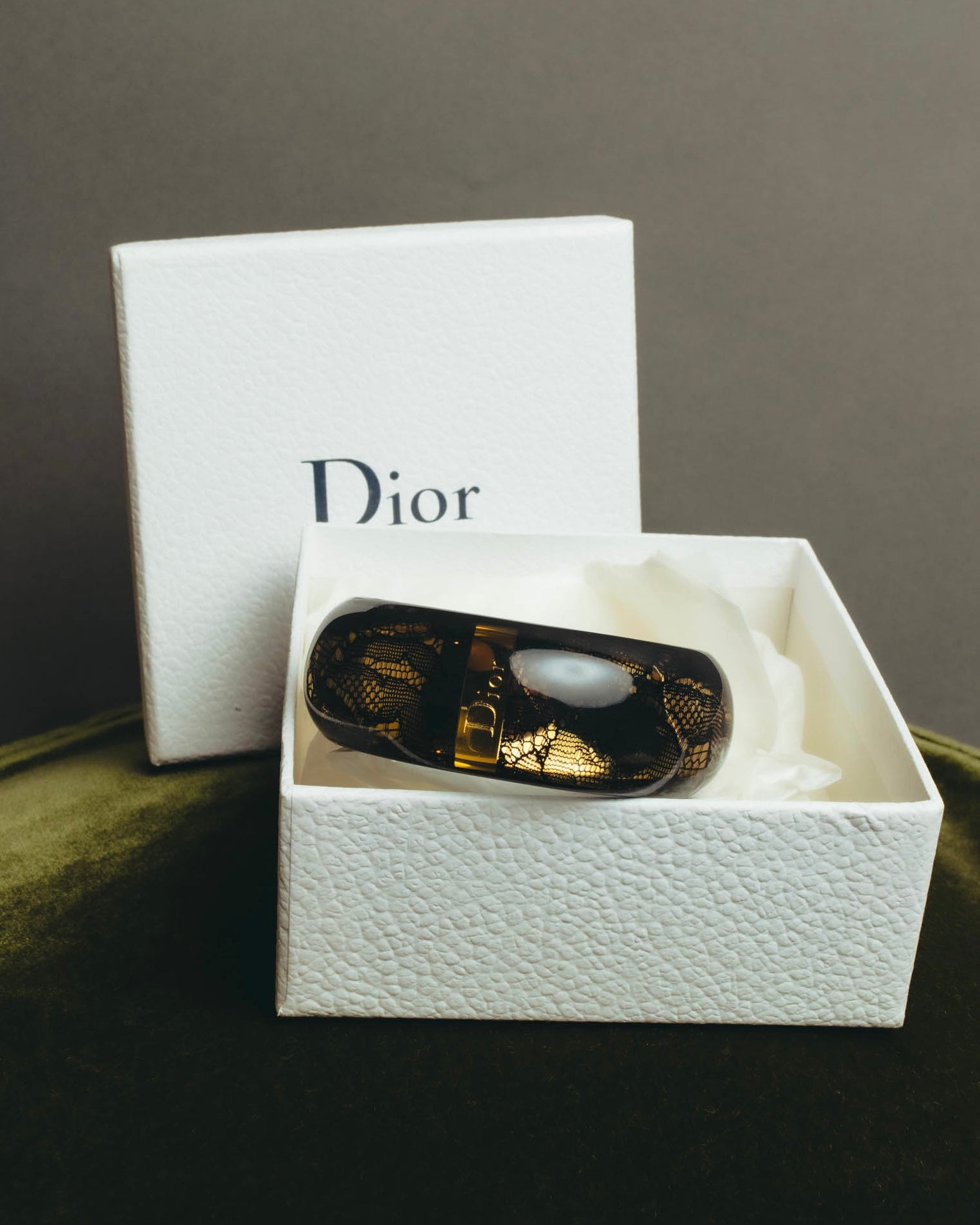 “Dior” 2002-2010 Lace embedded lucite bangle