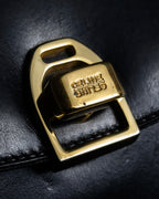 -MOOD Christmas Collection-
"CELINE" 70's Curved organic silhouette bamboo leather hand bag