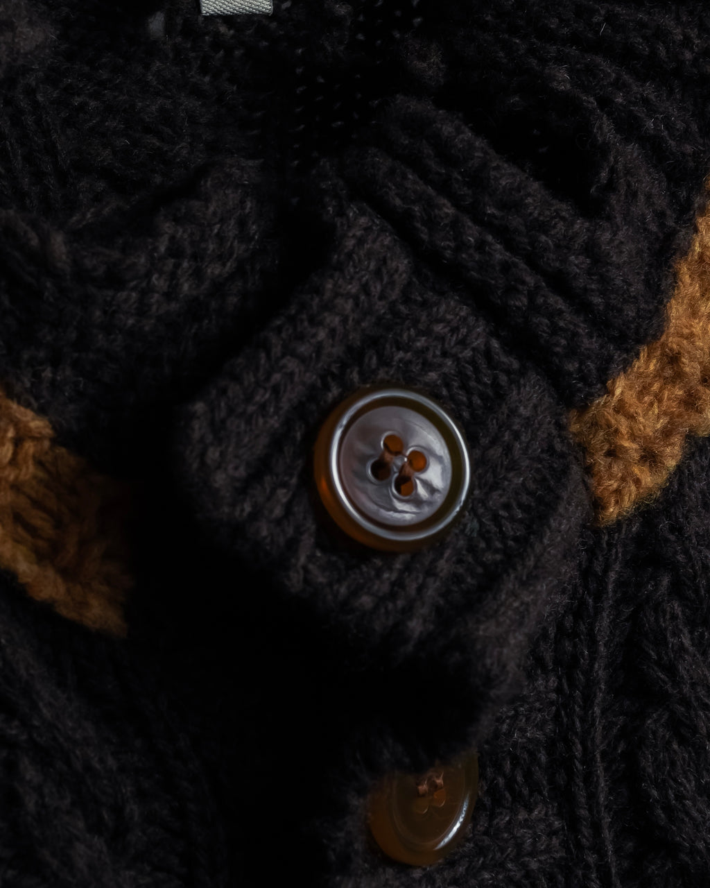 "Vivienne Westwood" Orb logo engraved cable knit cardigan