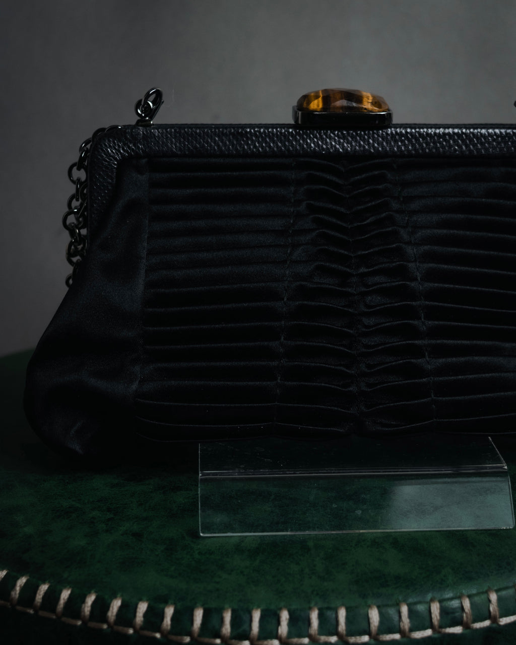 "Salvatore Ferragamo" 00’s-10’s tiger’s eye satin pleated chain bag