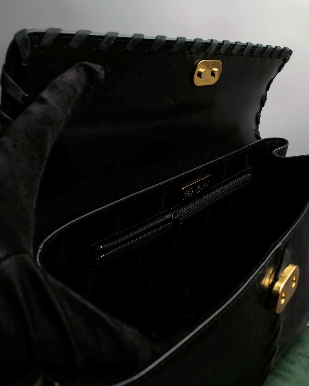 "YVES SAINT LAURENT" Whip stitch design crocodile foil stamped leather hand bag
