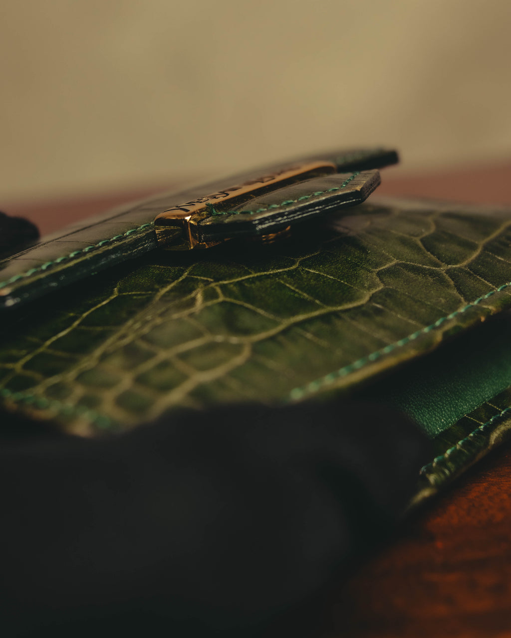 "Yves Saint Laurent" 80's Dark green crocodile compact wallet