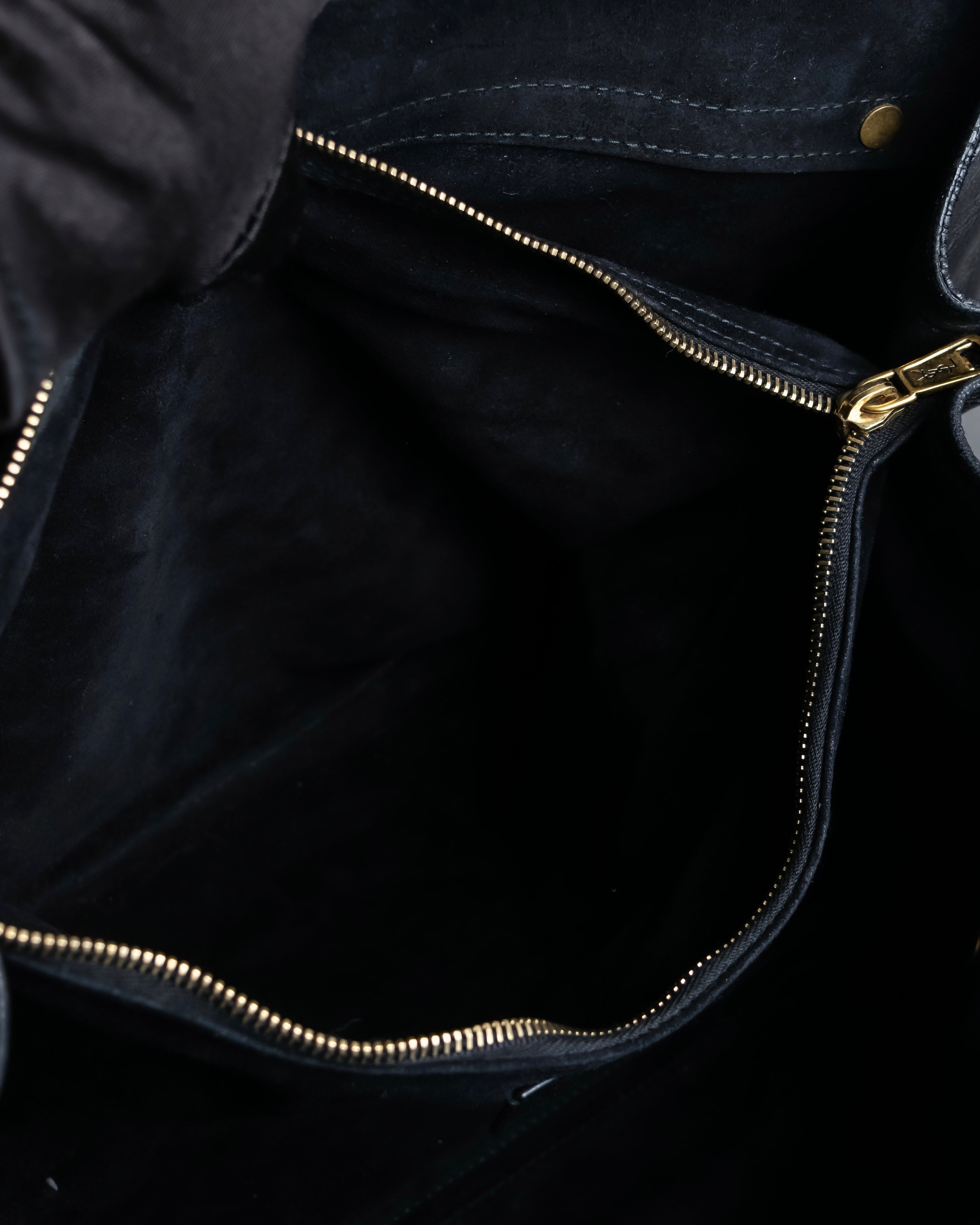 "YVES SAINT LAURENT" Muse to gold metal parts one-handle leather bag
