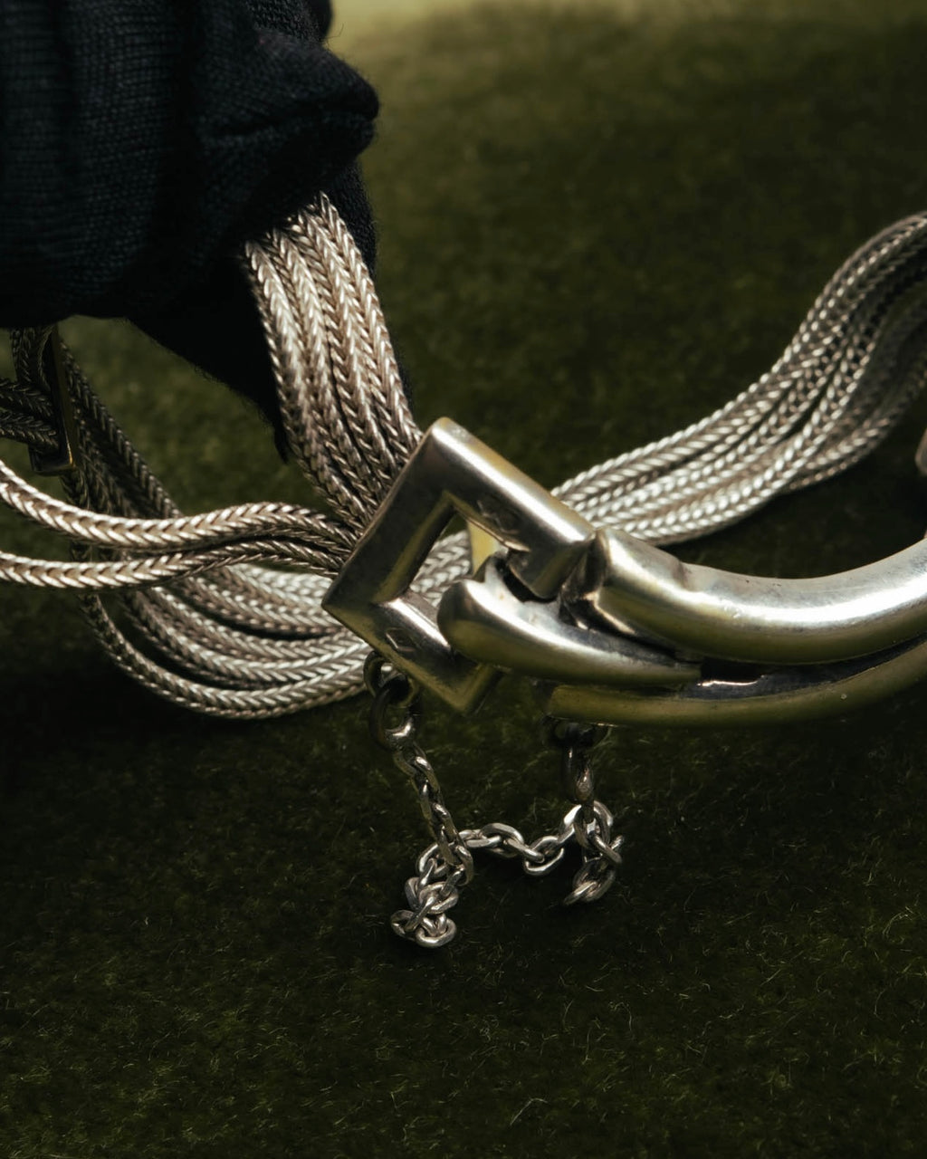 -SPECIAL- “HERMÈS” 70’s-90’s Étrier multi chain bracelet