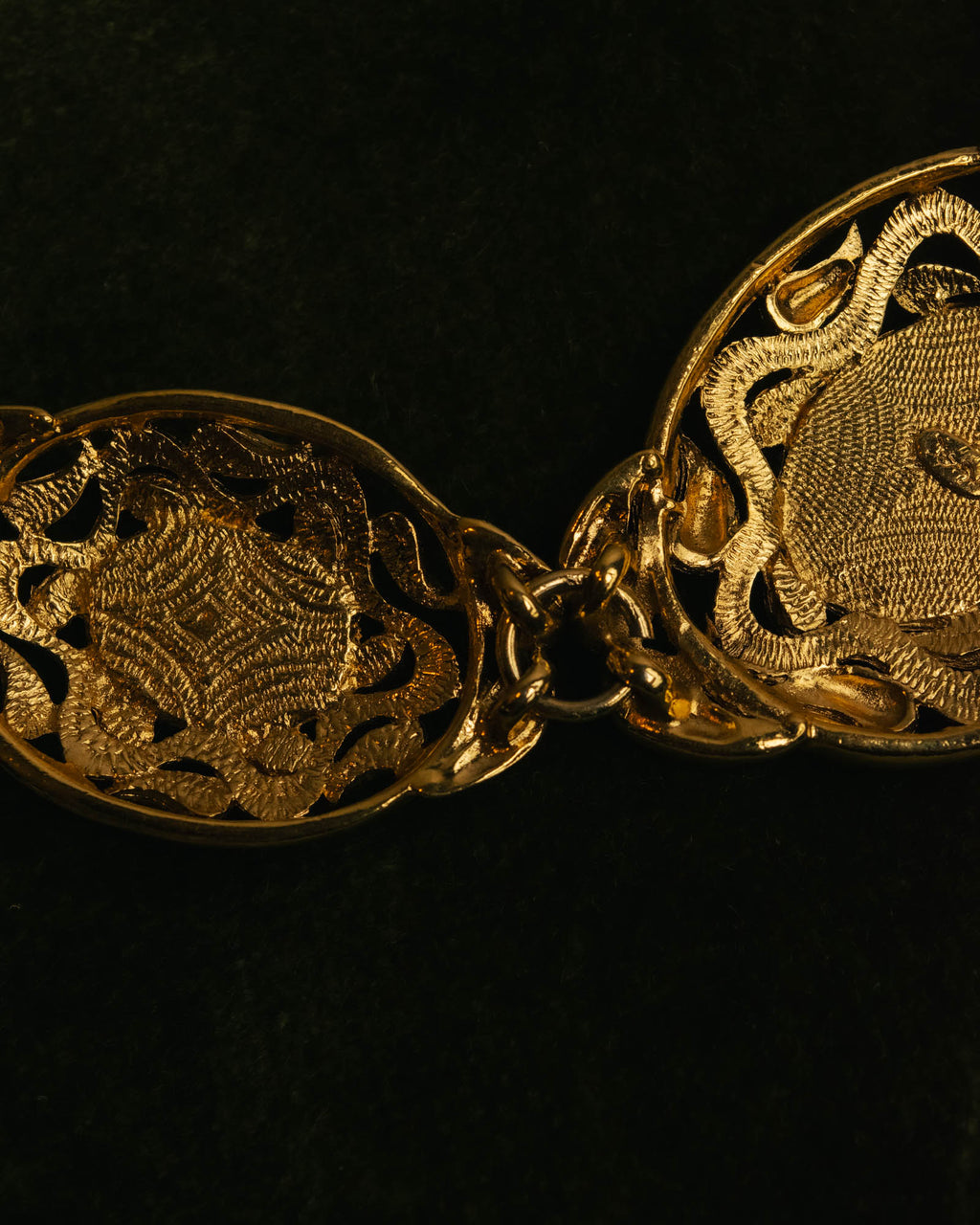 -SPECIAL- “YVES SAINT LAURENT” 80’s-90’s Baroque statement necklace