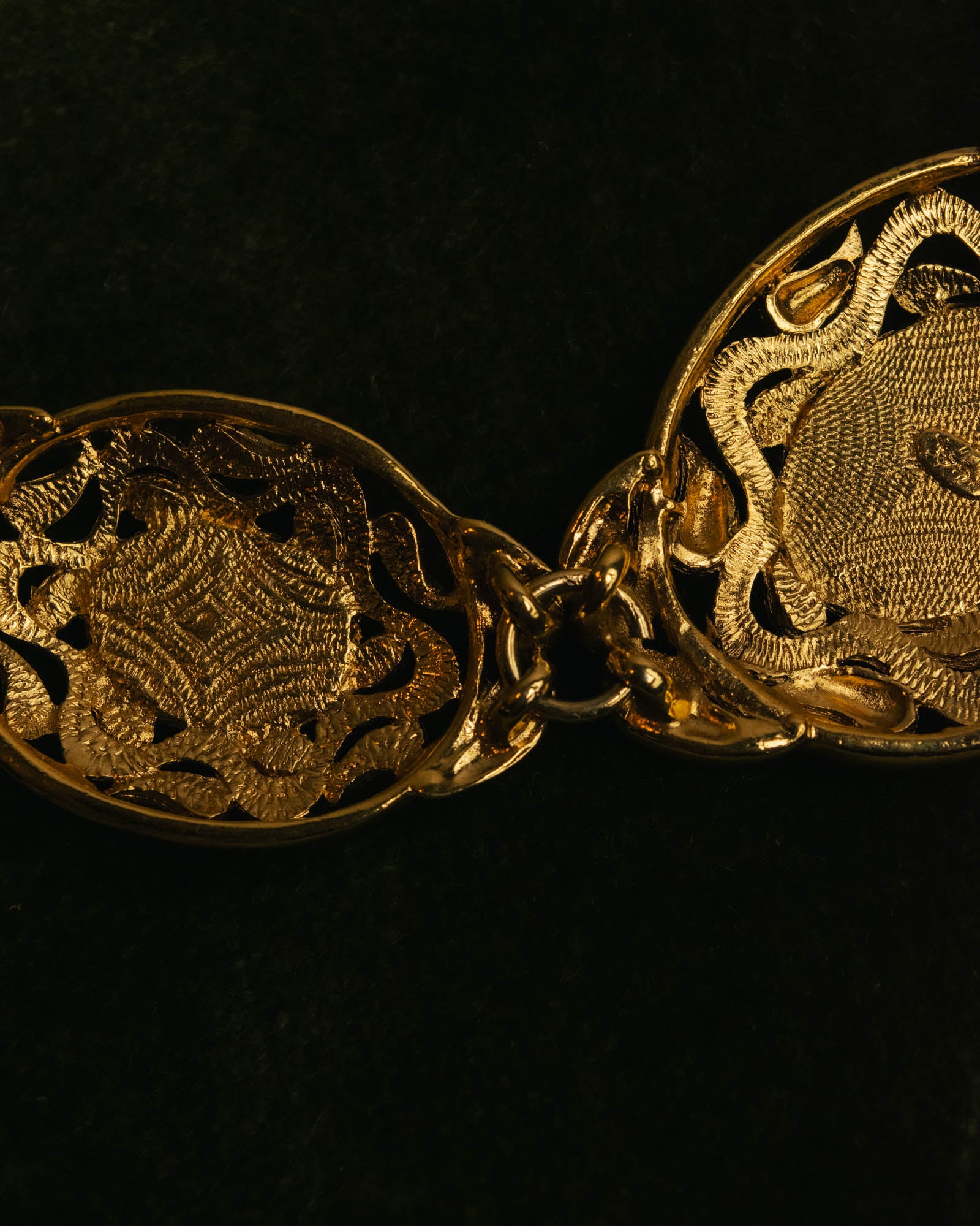 -SPECIAL- “YVES SAINT LAURENT” 80’s-90’s Baroque statement necklace
