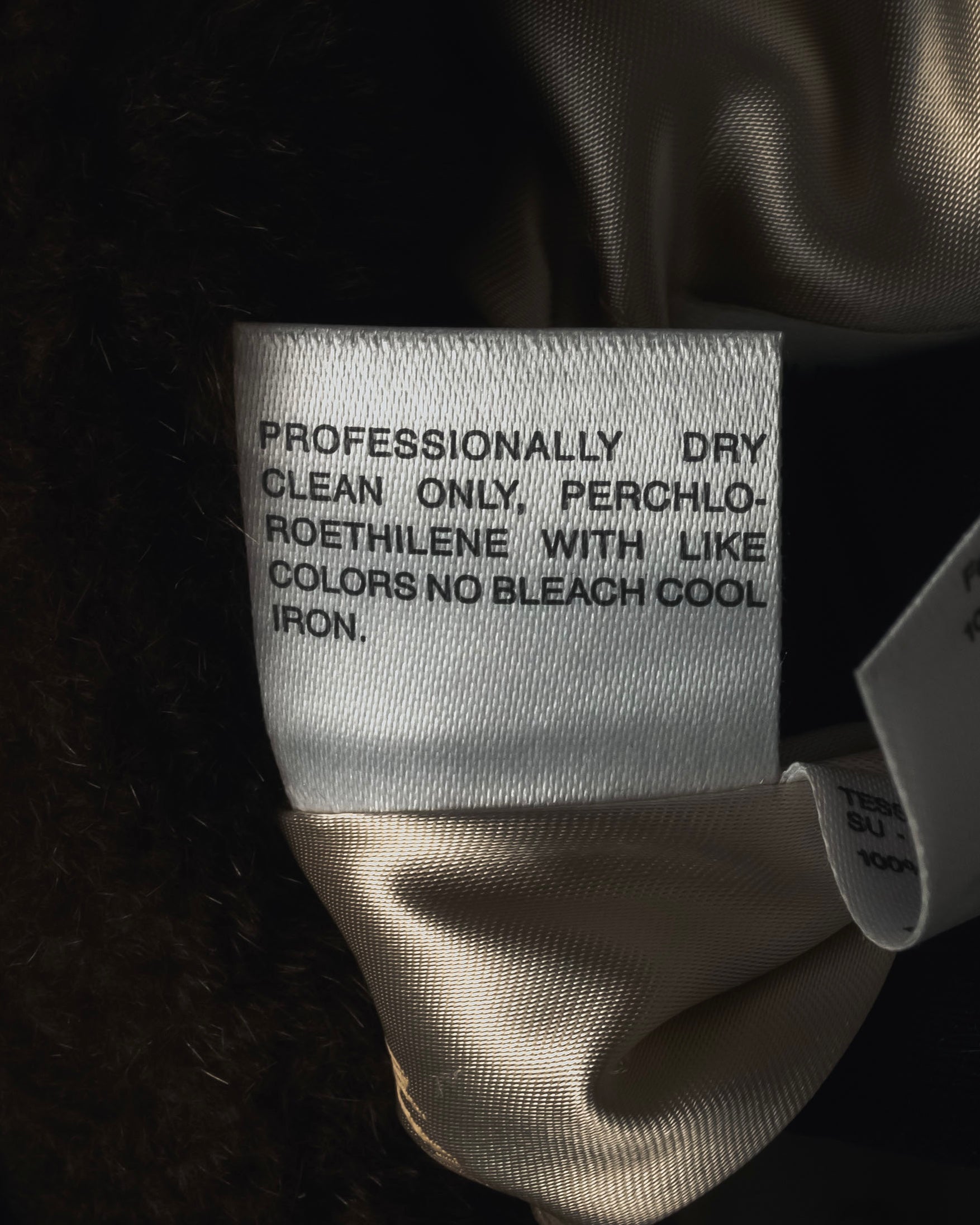 -SPECIAL- "Max Mara"
90’s Detachable fur collar virgin wool long coat