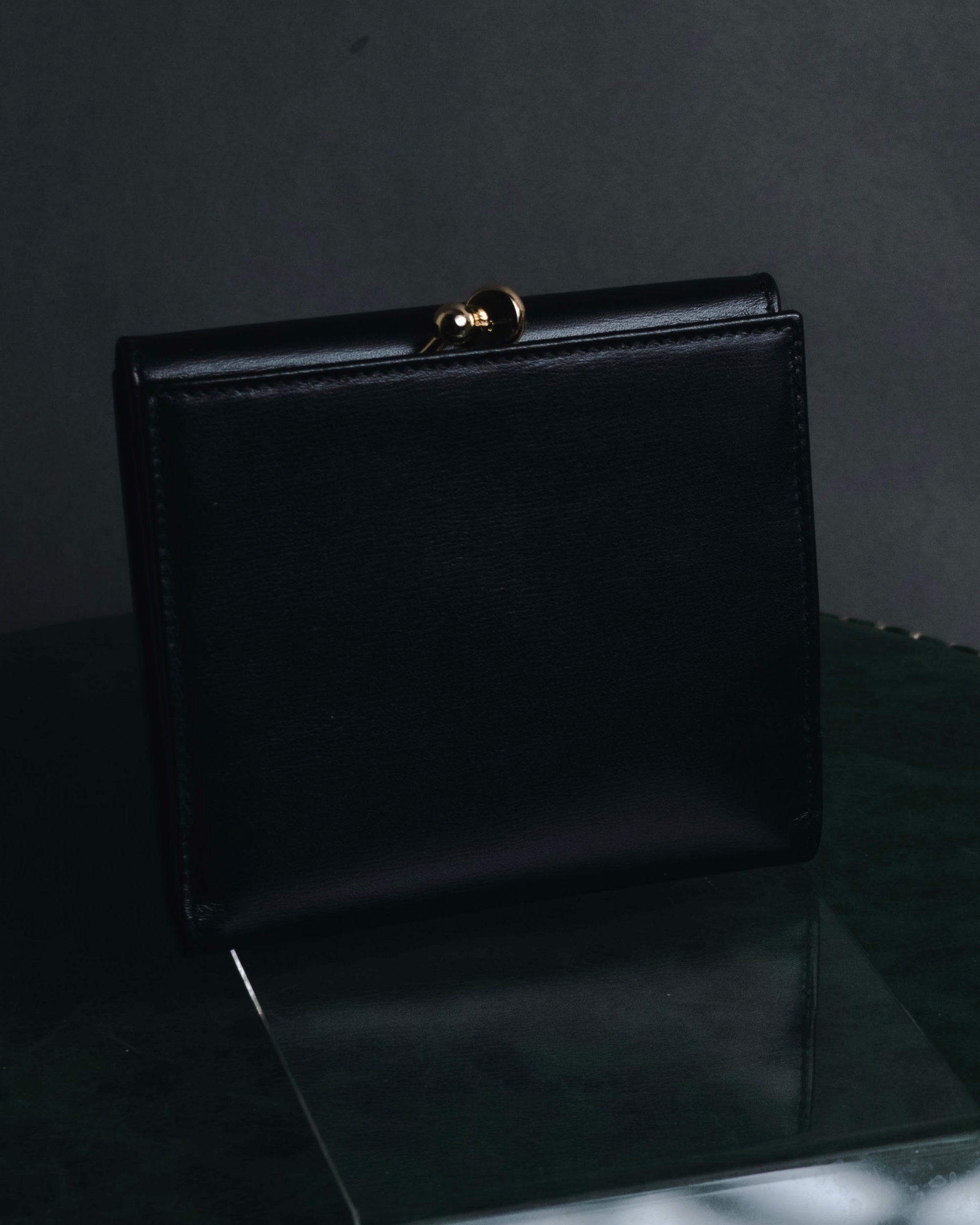 "Salvatore Ferragamo" 90’s Gancini clasp kiss lock tri fold wallet