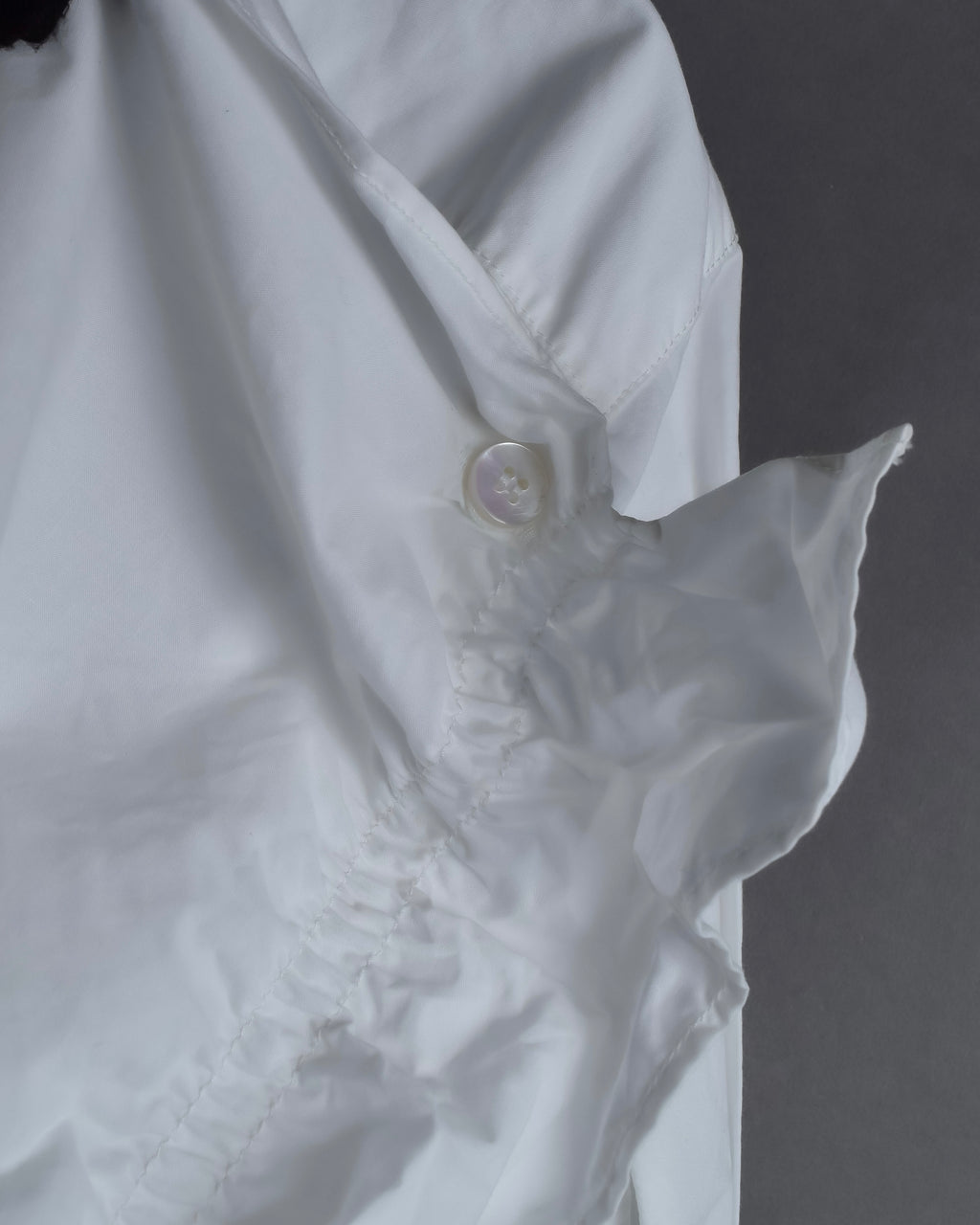 "MM6 MAISON MARGIELA" 20SS Frilled overlay cotton hybrid shirt