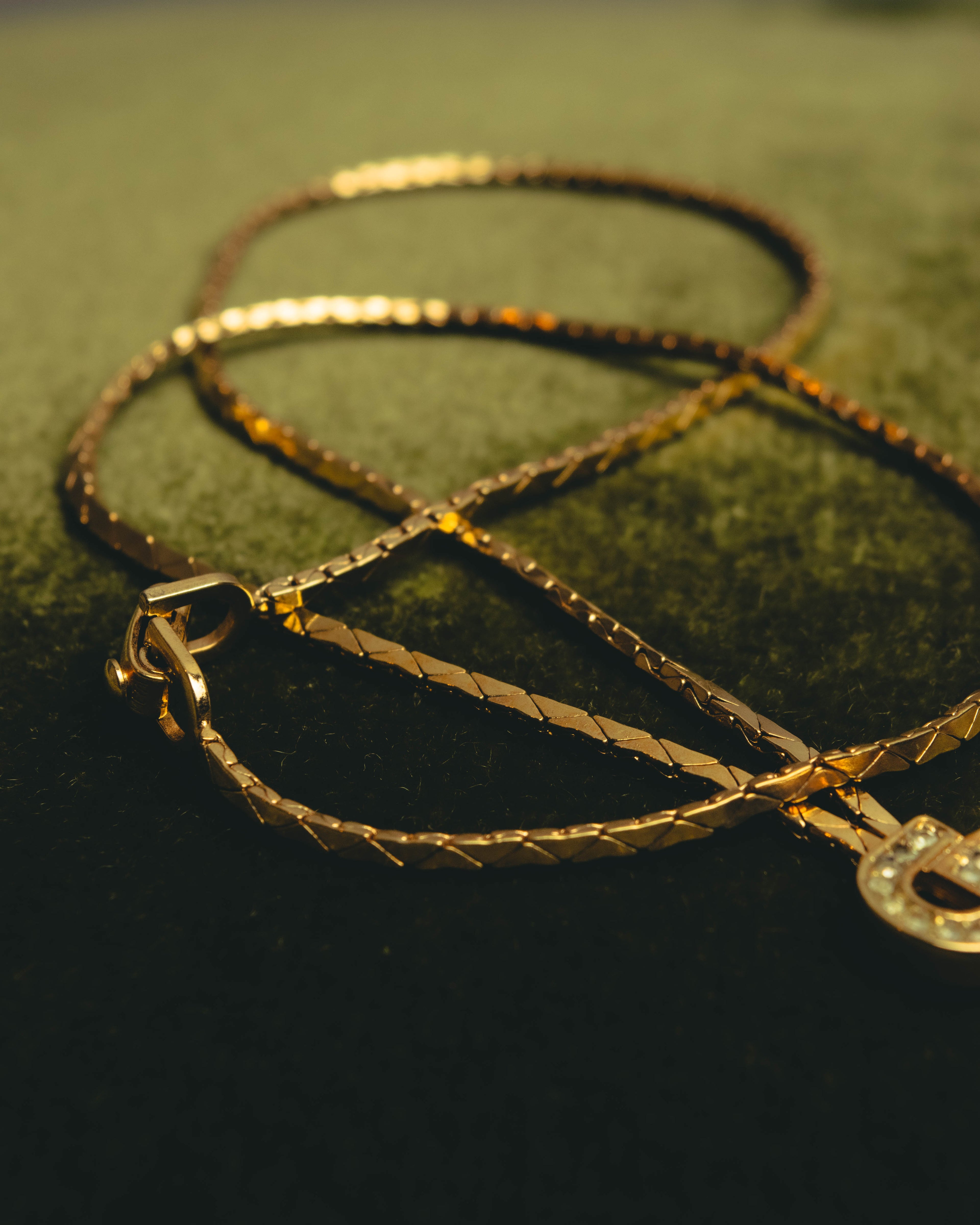 "Christian Dior" 80's-90's Gold tone rhinestone cd lariat necklace