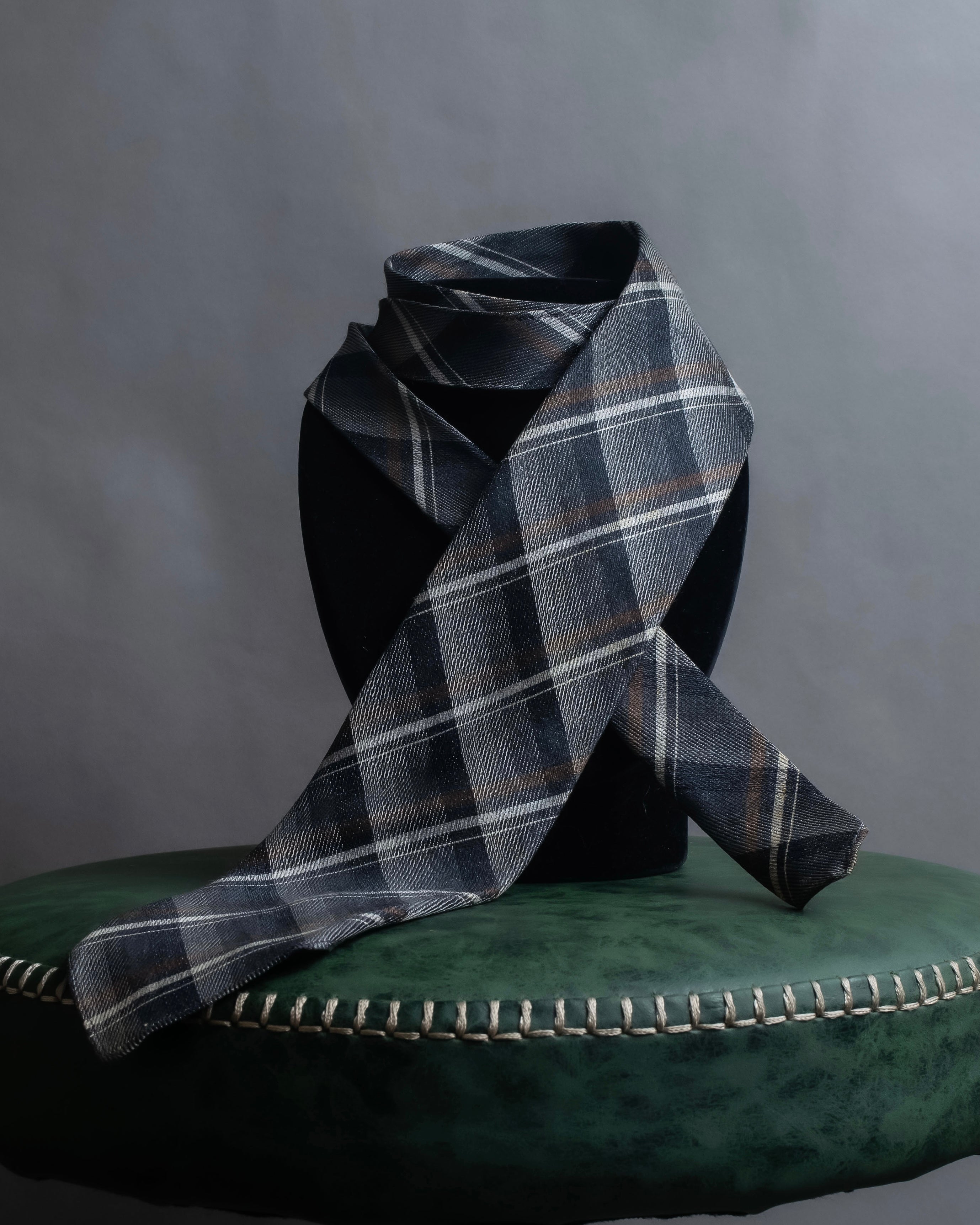 "COMME des GARCONS HOMME"
Argyle check pattern wool necktie