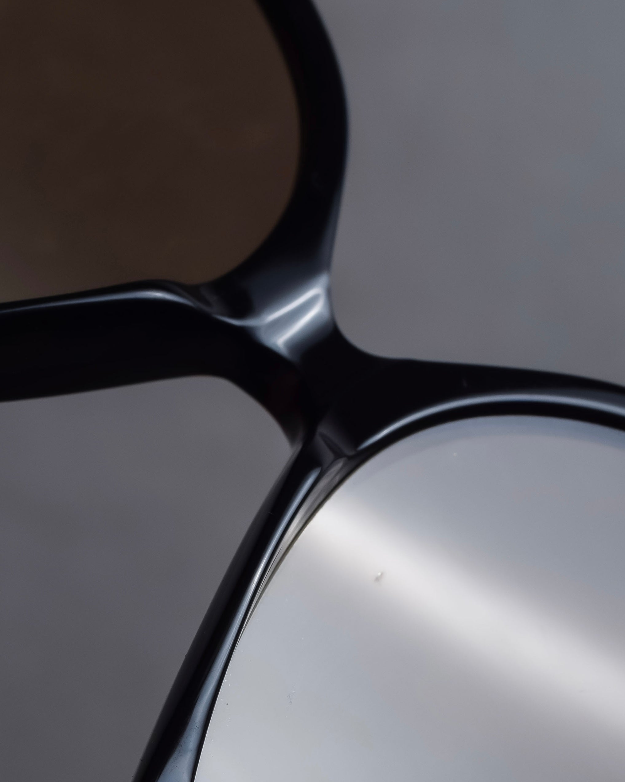 "GUCCI" Butterfly frame oversized shaped sunglasses