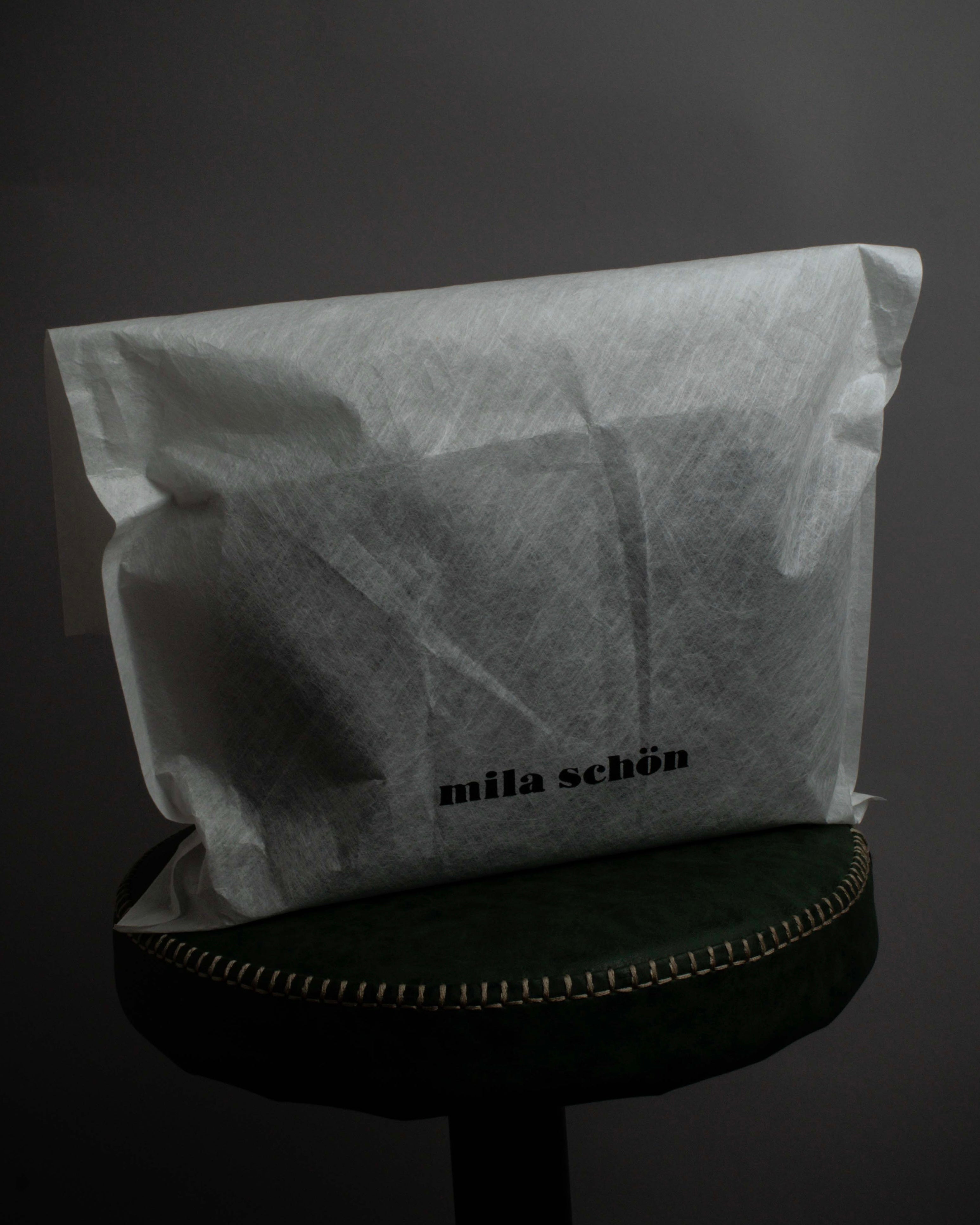 "Mila Schön" Horizontal minimalist metal fittings leather one-handle bag